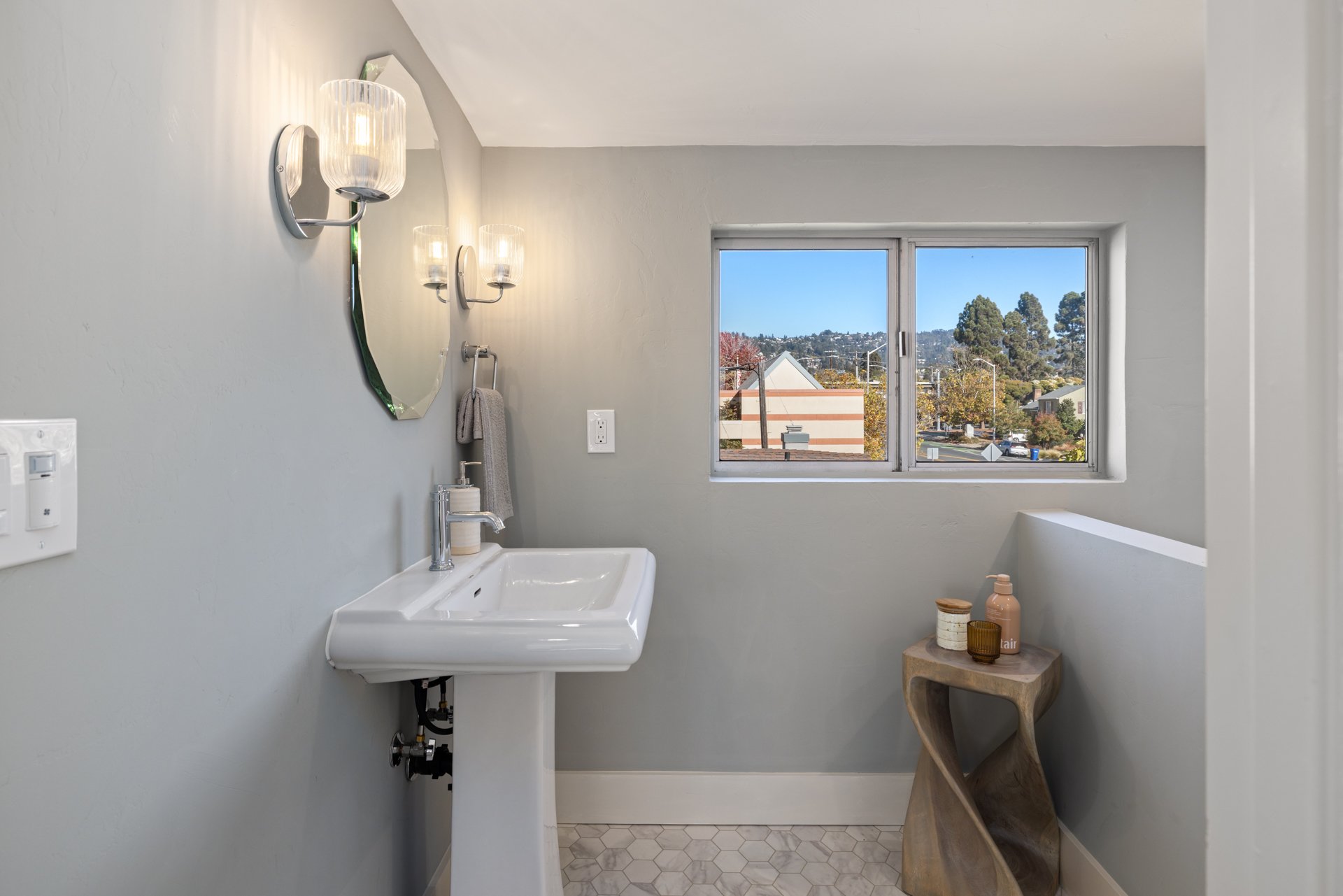 1231_Marin_Ave_Albany_CA_94706_Web_MLS_72ppi-41.jpg
