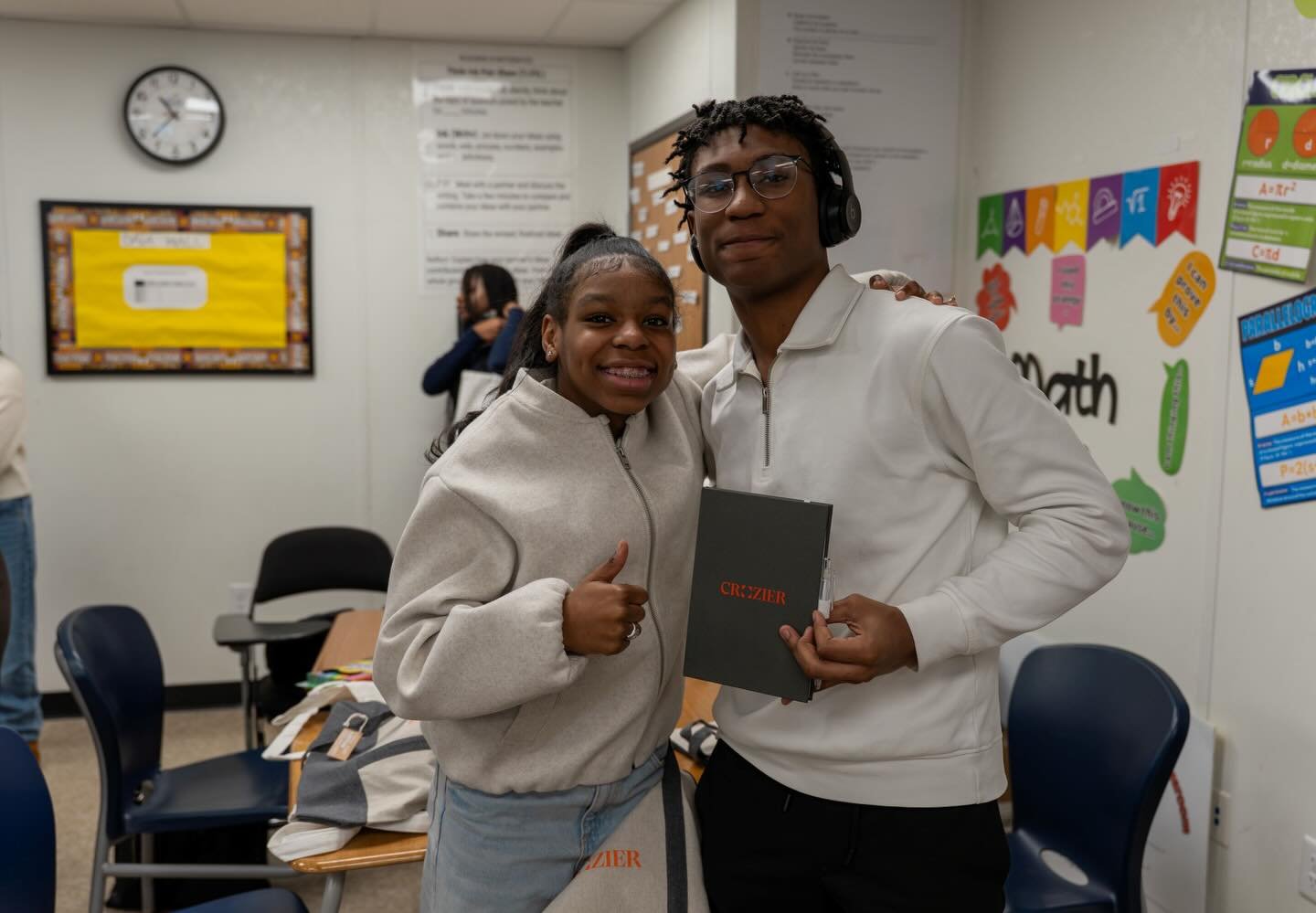 On February 17th, FAPE organized workshops in collaboration with Crayola, Crozier Fine Arts, and the Queen Sof&iacute;a Spanish Institute, for Kettering Middle School Spanish Immersion&rsquo;s eighth grade U.S. history students following the Creative