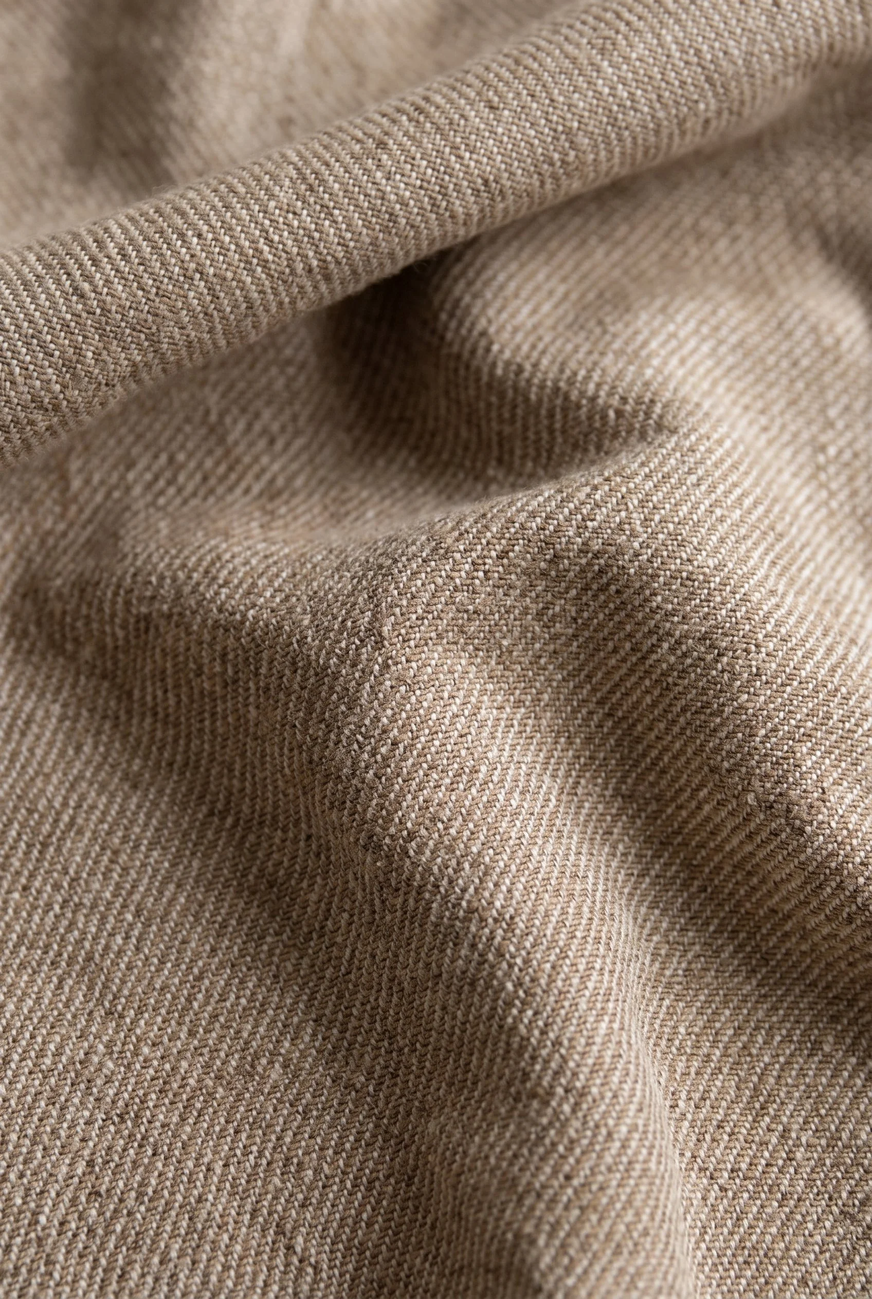 Lin Taupe.jpg