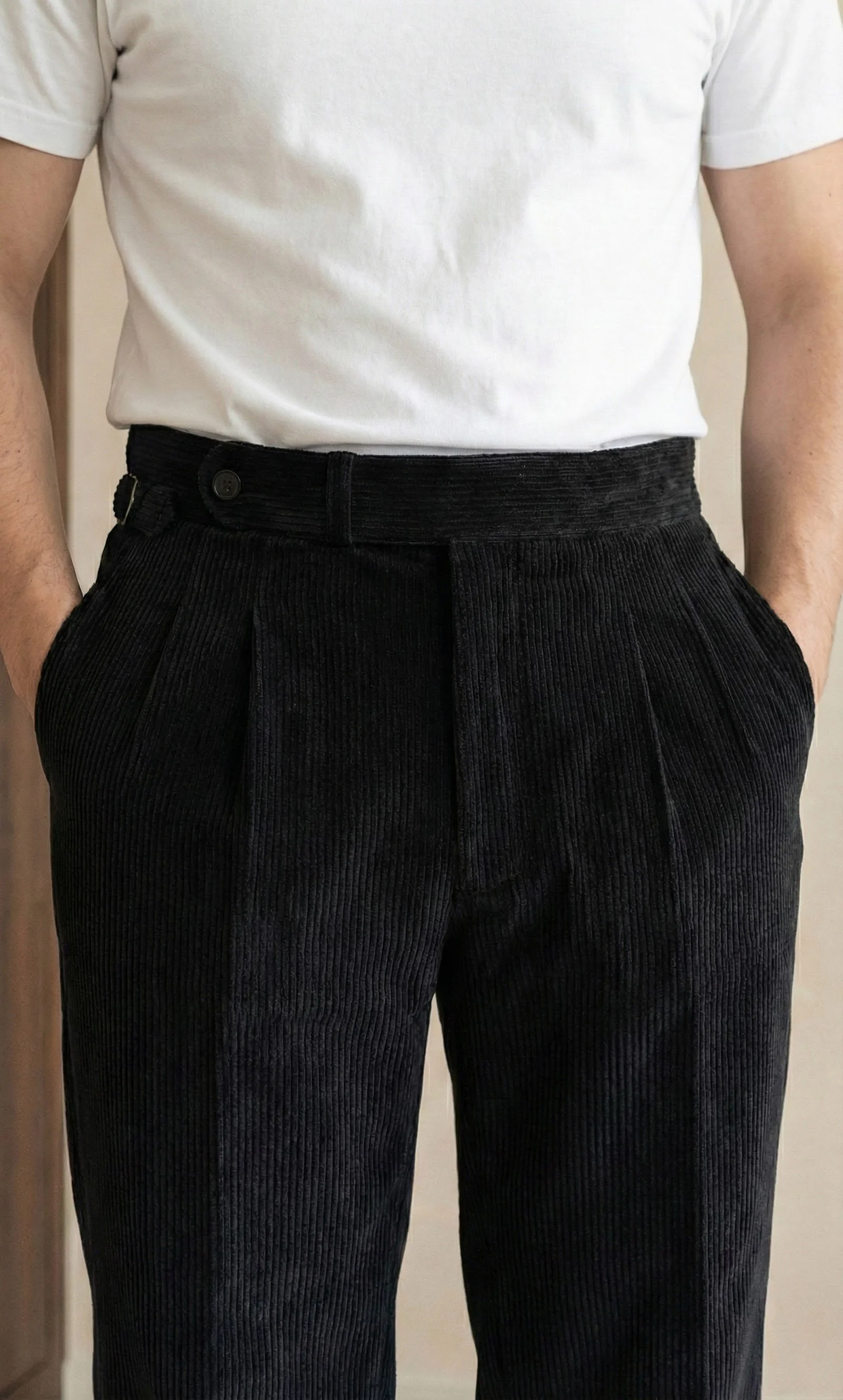 Pantalon ajusteurs en velours noir