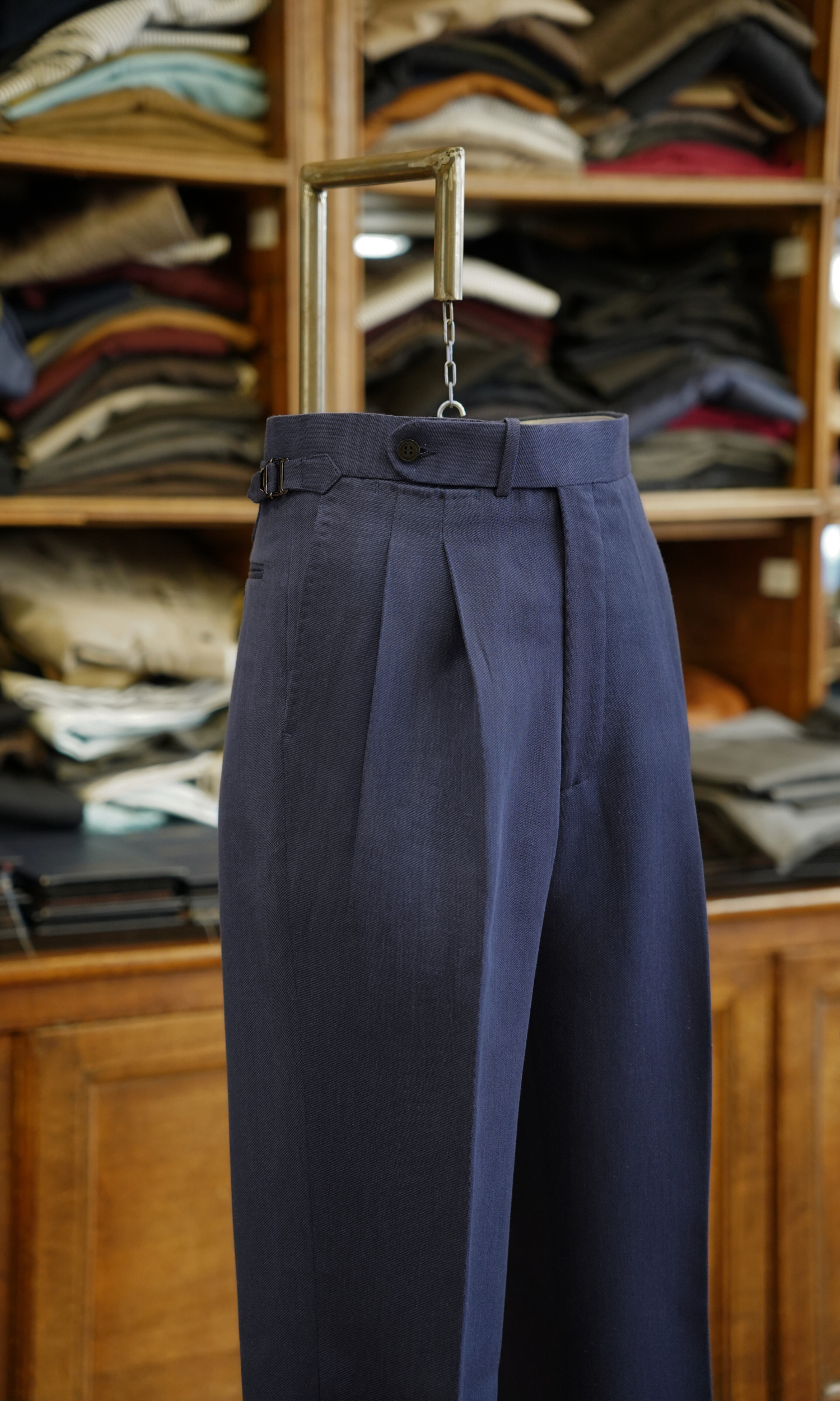 (Taille 46) Pantalon en laine whipcord bleu roi