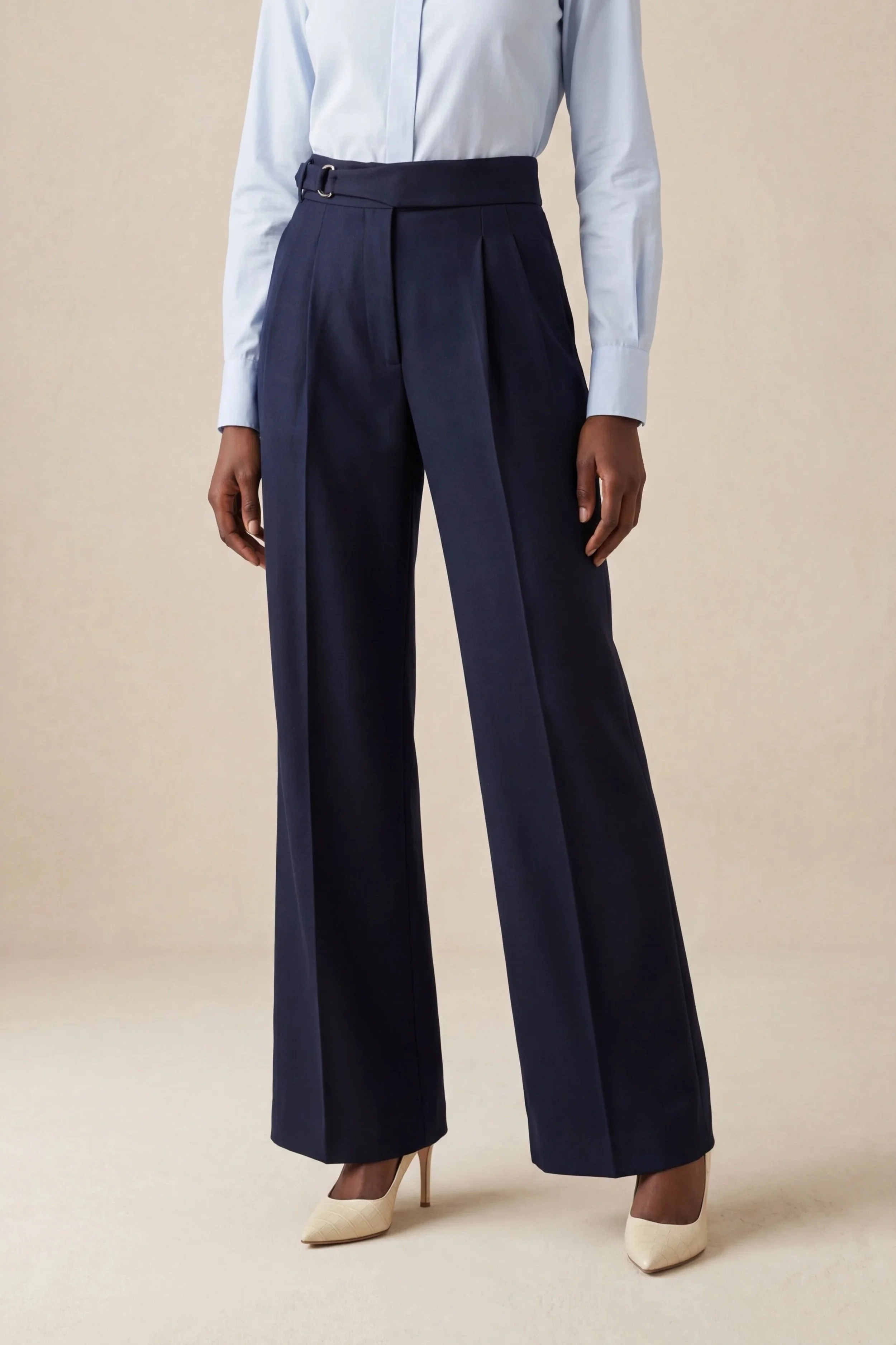 Pantalon marine en laine épaisse