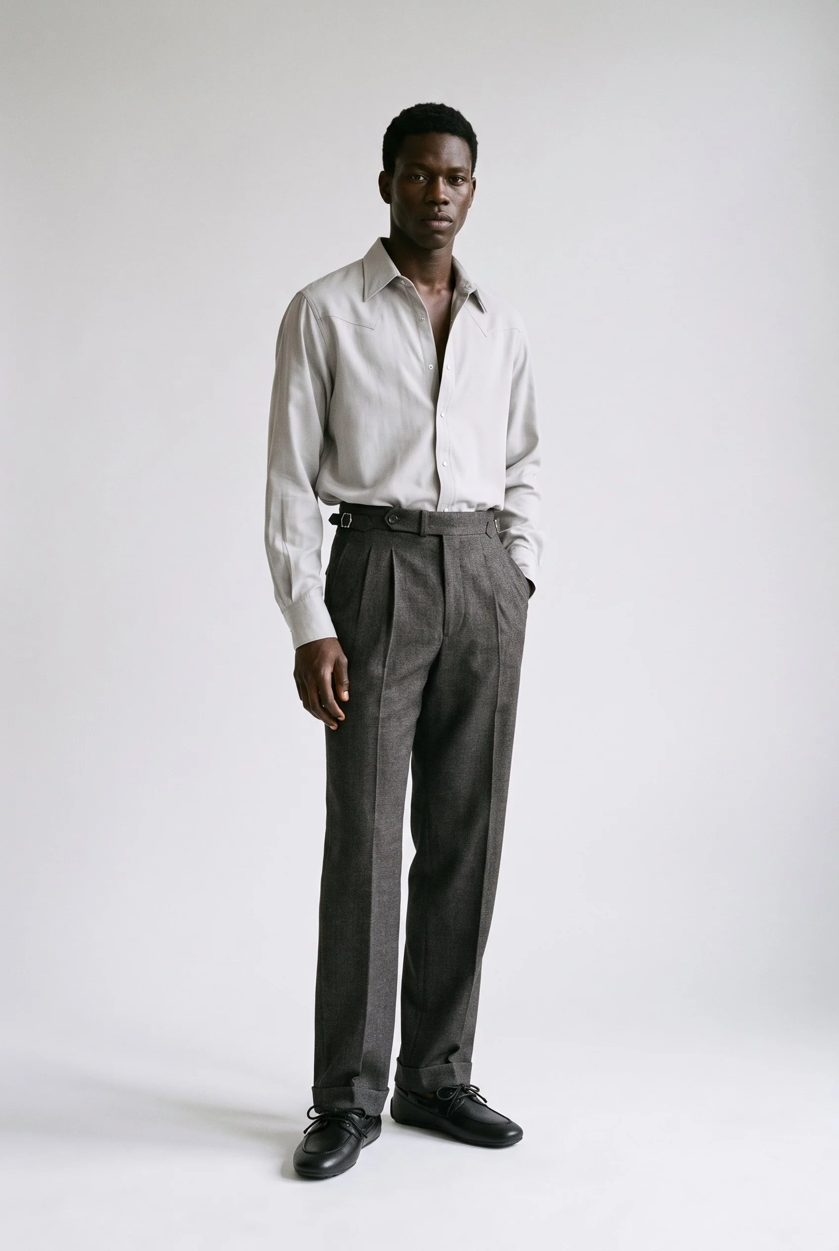 Pantalon gris en laine texturée