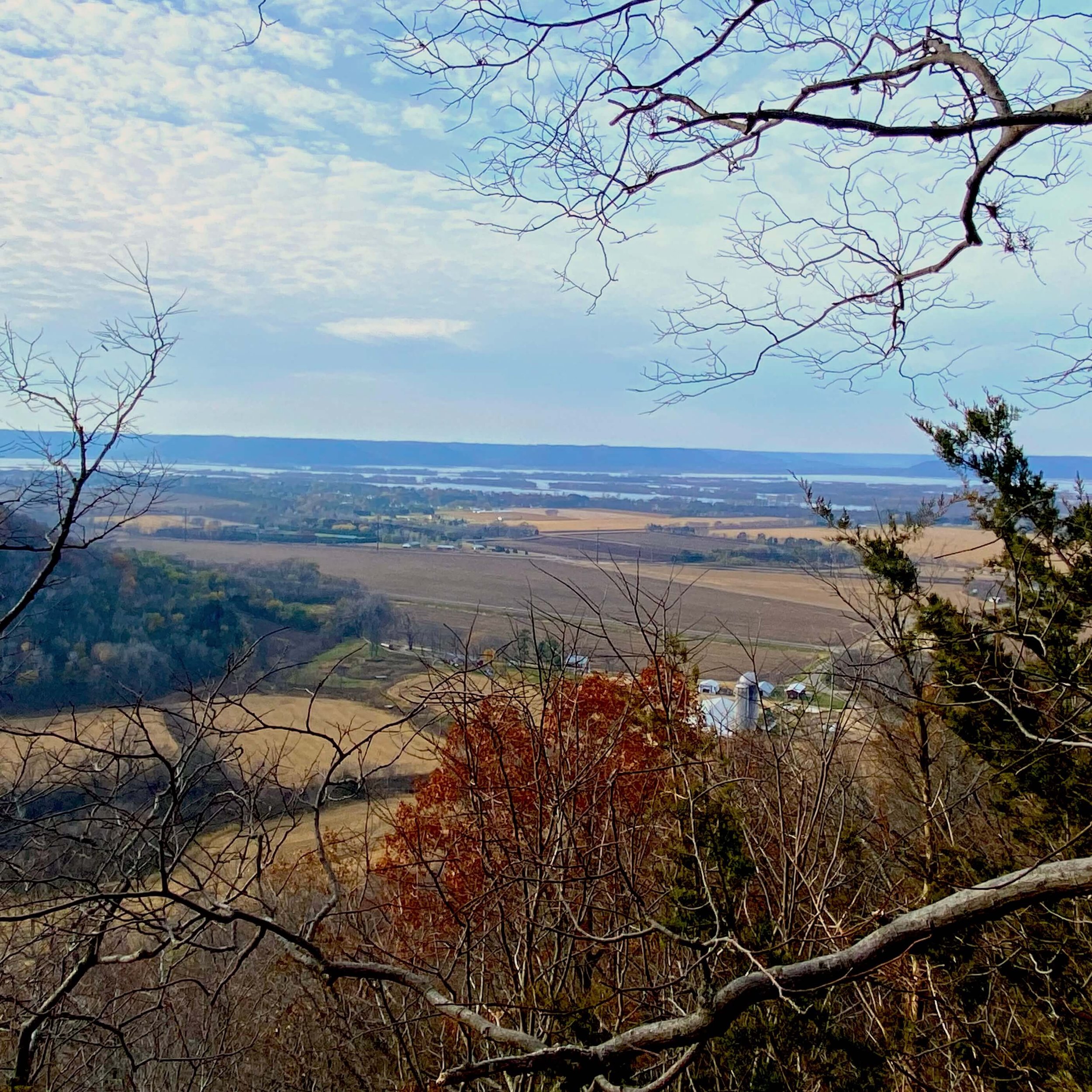 Rocky Bluff Outfitters & Lodge