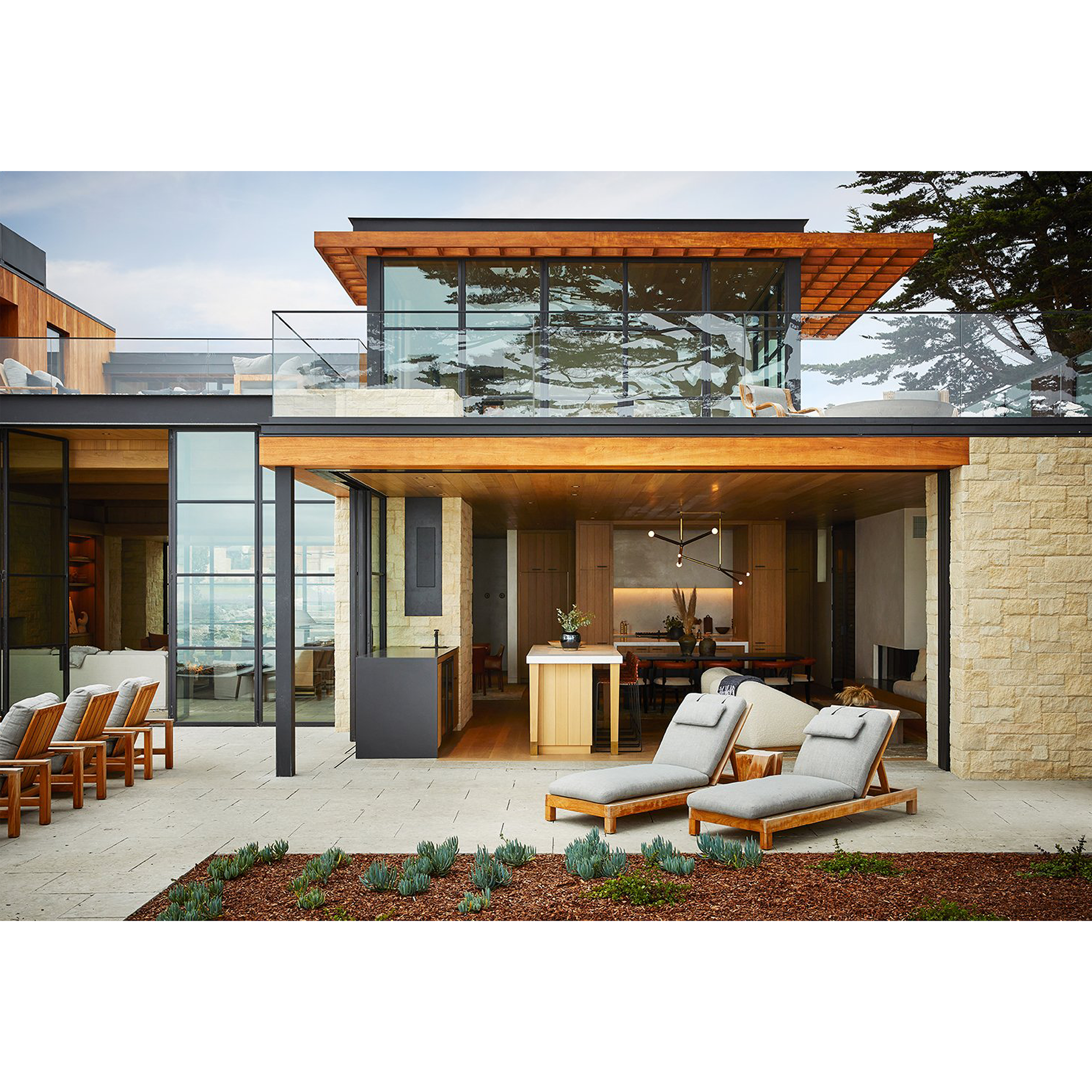 Presentation 1x1_Exterior 1.png