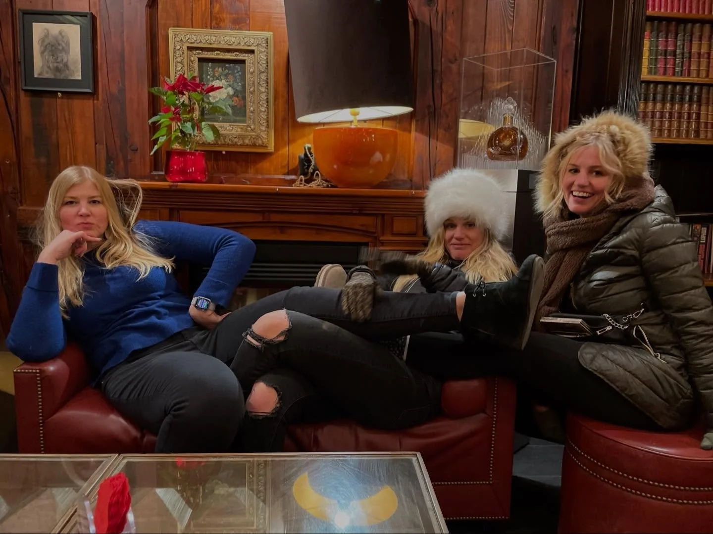 I&rsquo;ll be having a quaint Thanksgiving at home this year, but feeling grateful for moments like these - at the cutest little bar in Switzerland with sisters. 

Here&rsquo;s to some peace and nourishment in community 🥂 💛