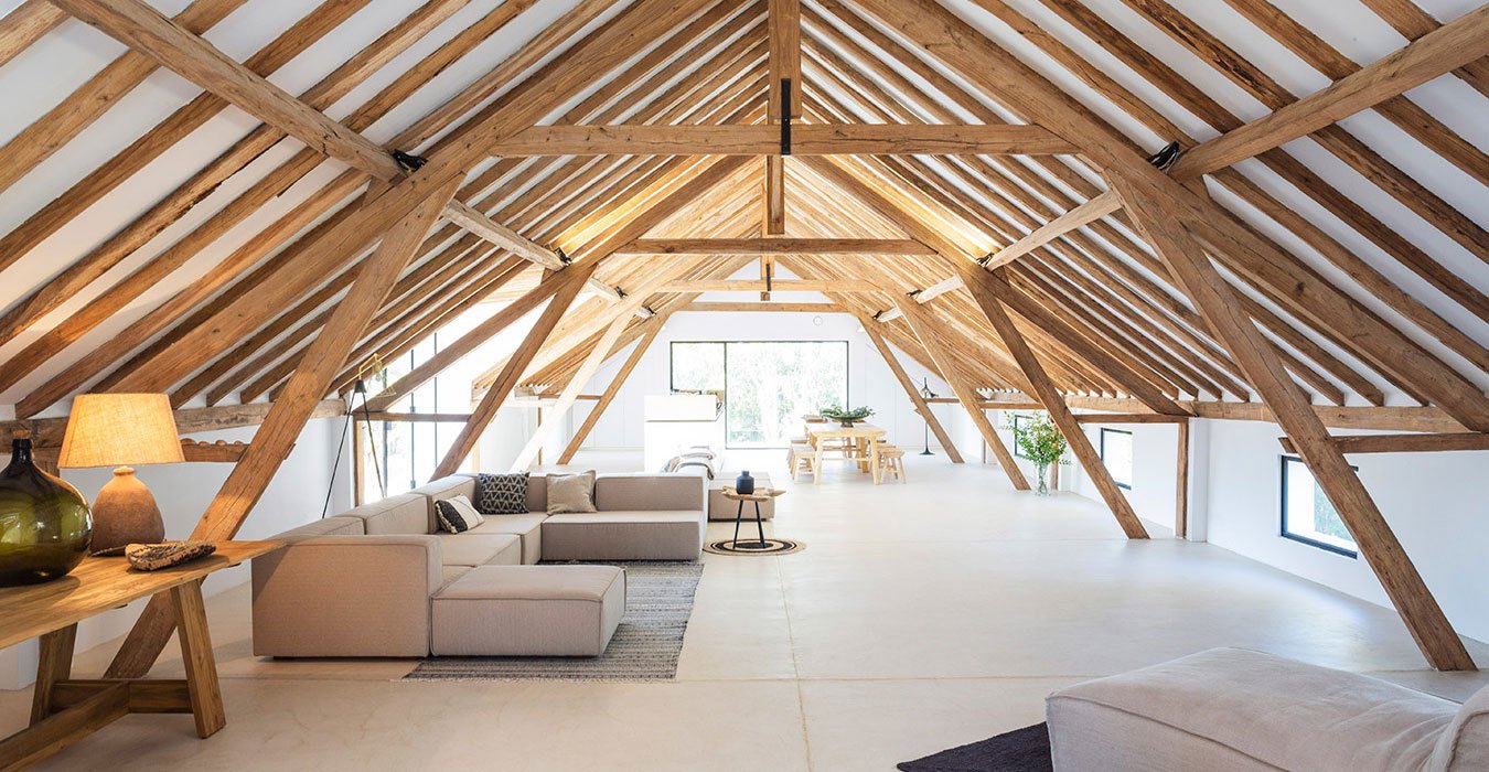 Mannaz_Living_Room_3.jpg