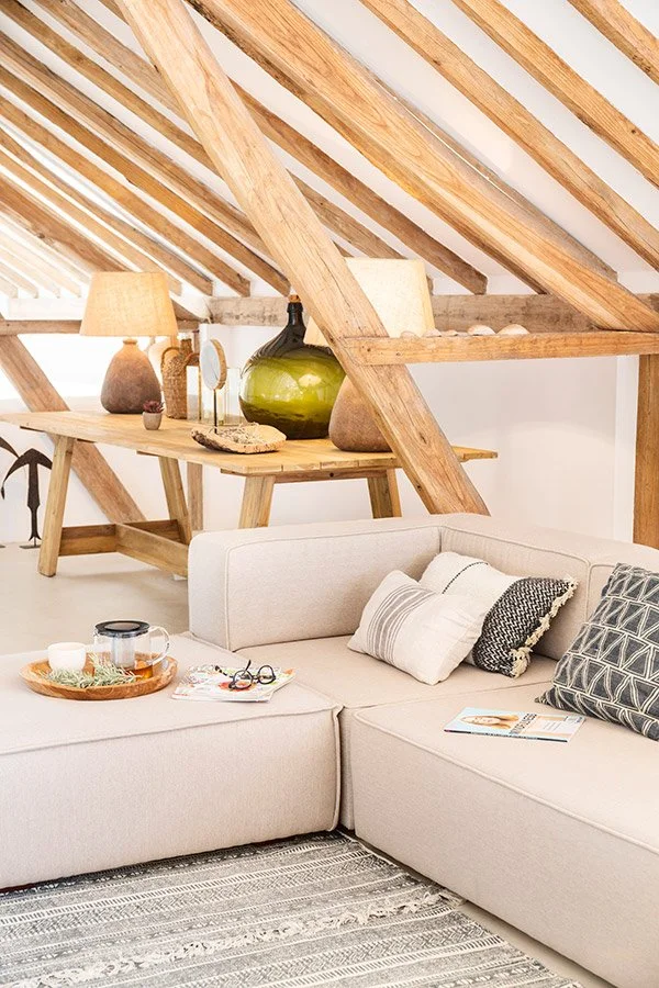 Mannaz_Living_Room_2.jpg