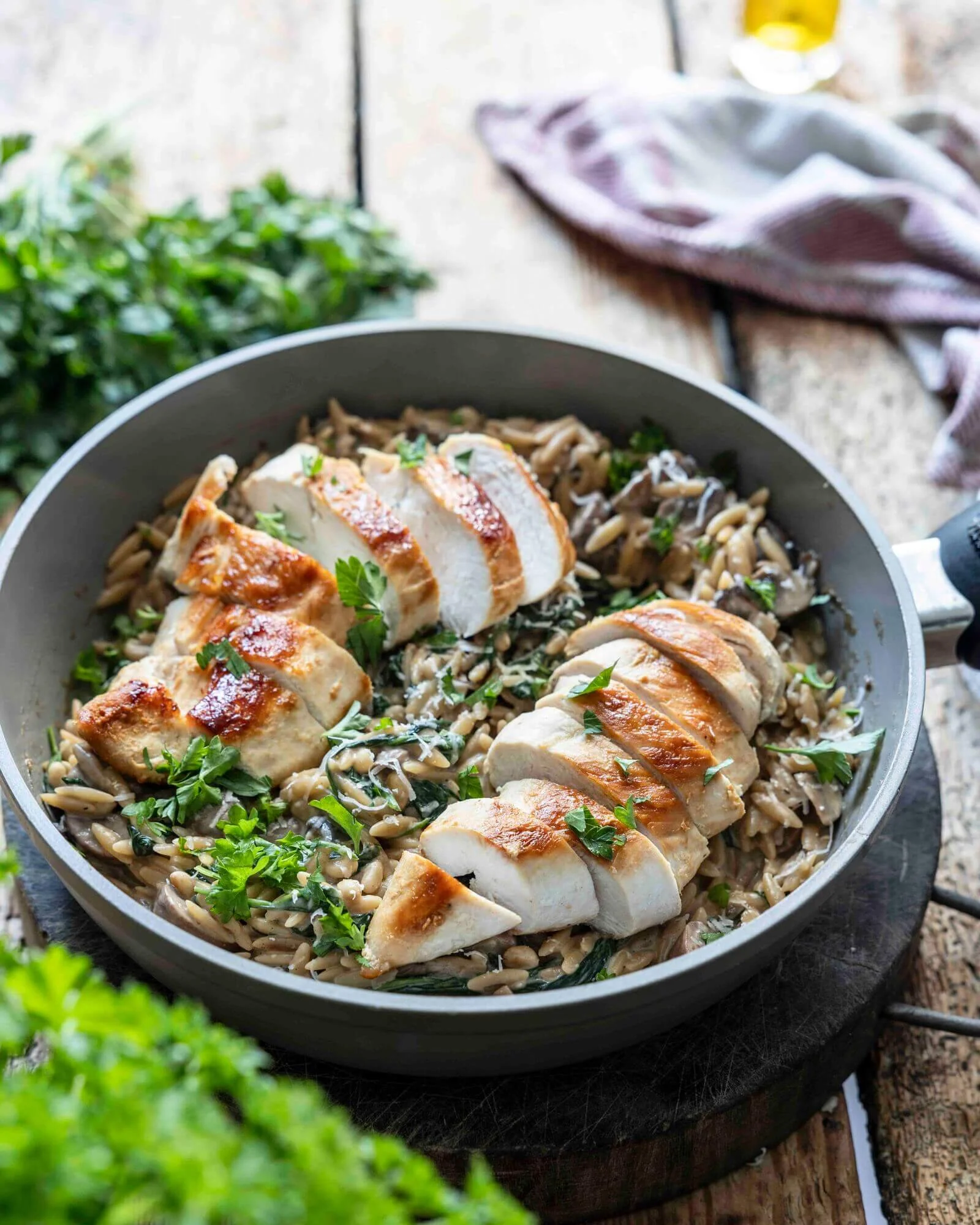 Cremiges Champignon Orzotto mit Spinat