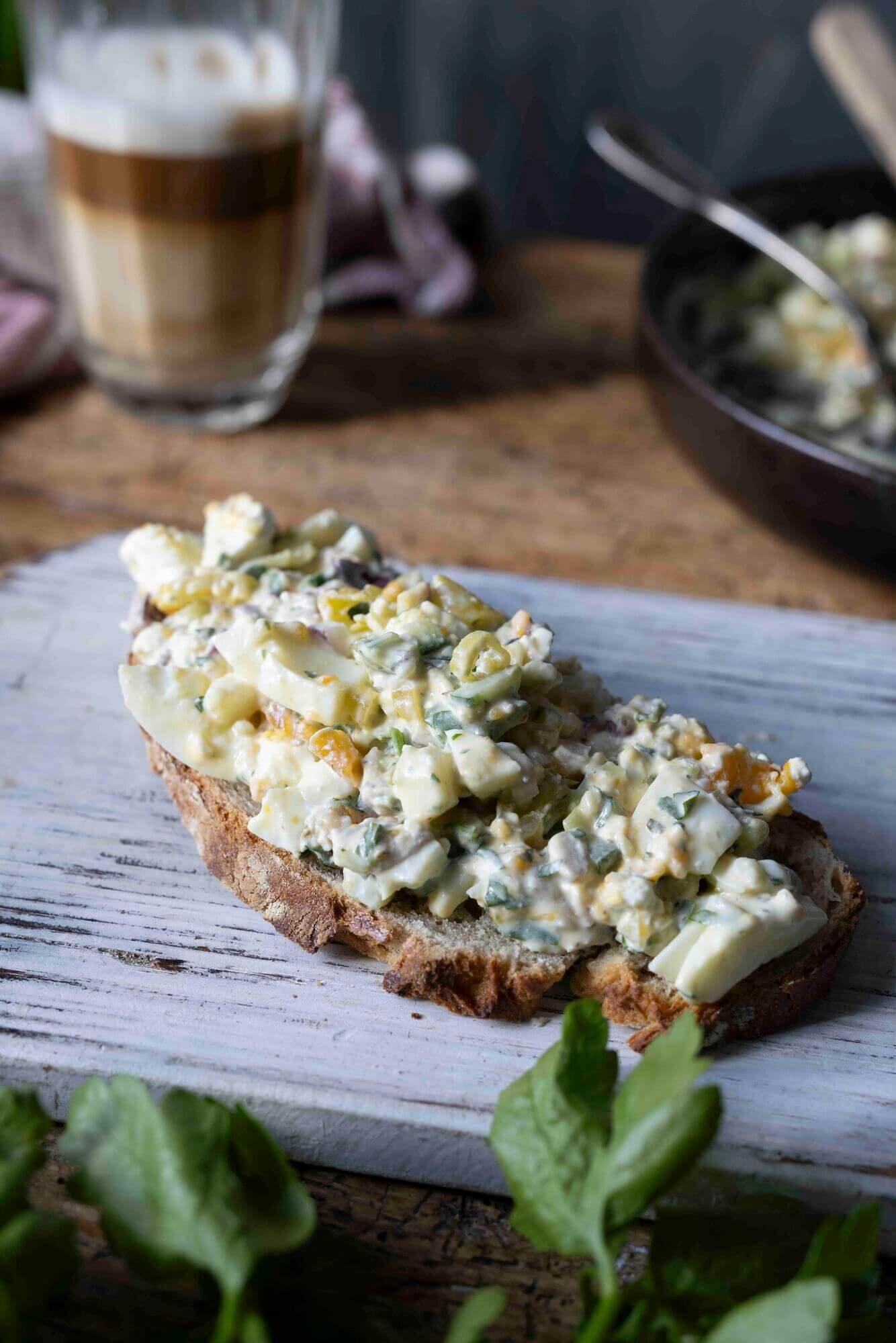 Mediterraner Eiersalat mit Joghurt
