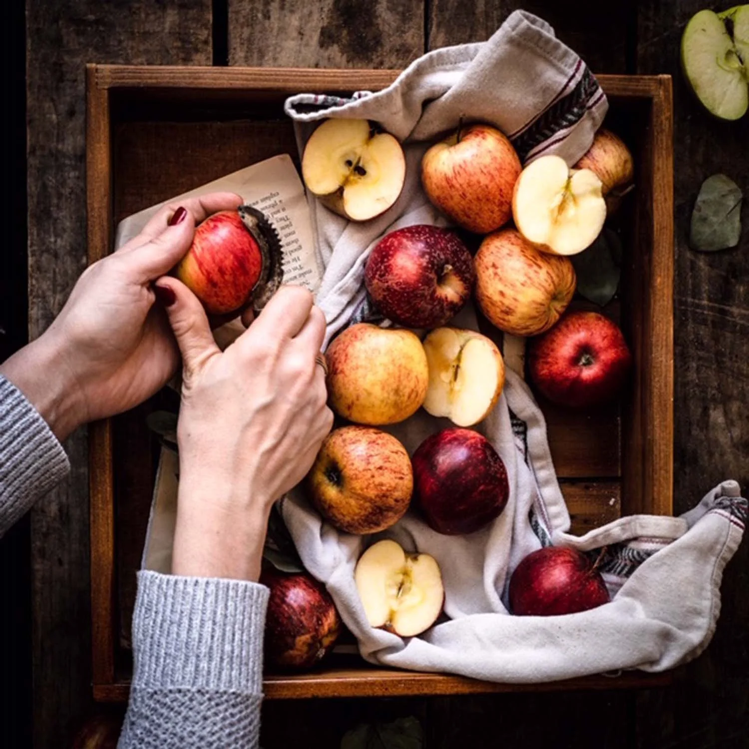 Apfel Walnuss Gugelhupf