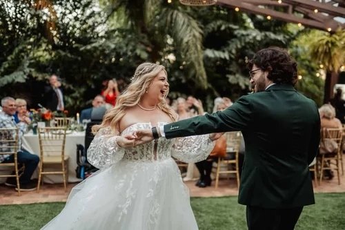 Outdoor Wedding Venue Near St. Cloud Florida: Beyond the Tourist Corridor to the Forest