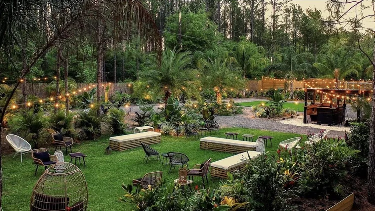 the-pinery-forest-and-garden-outdoor-wedding-venue-in-florida