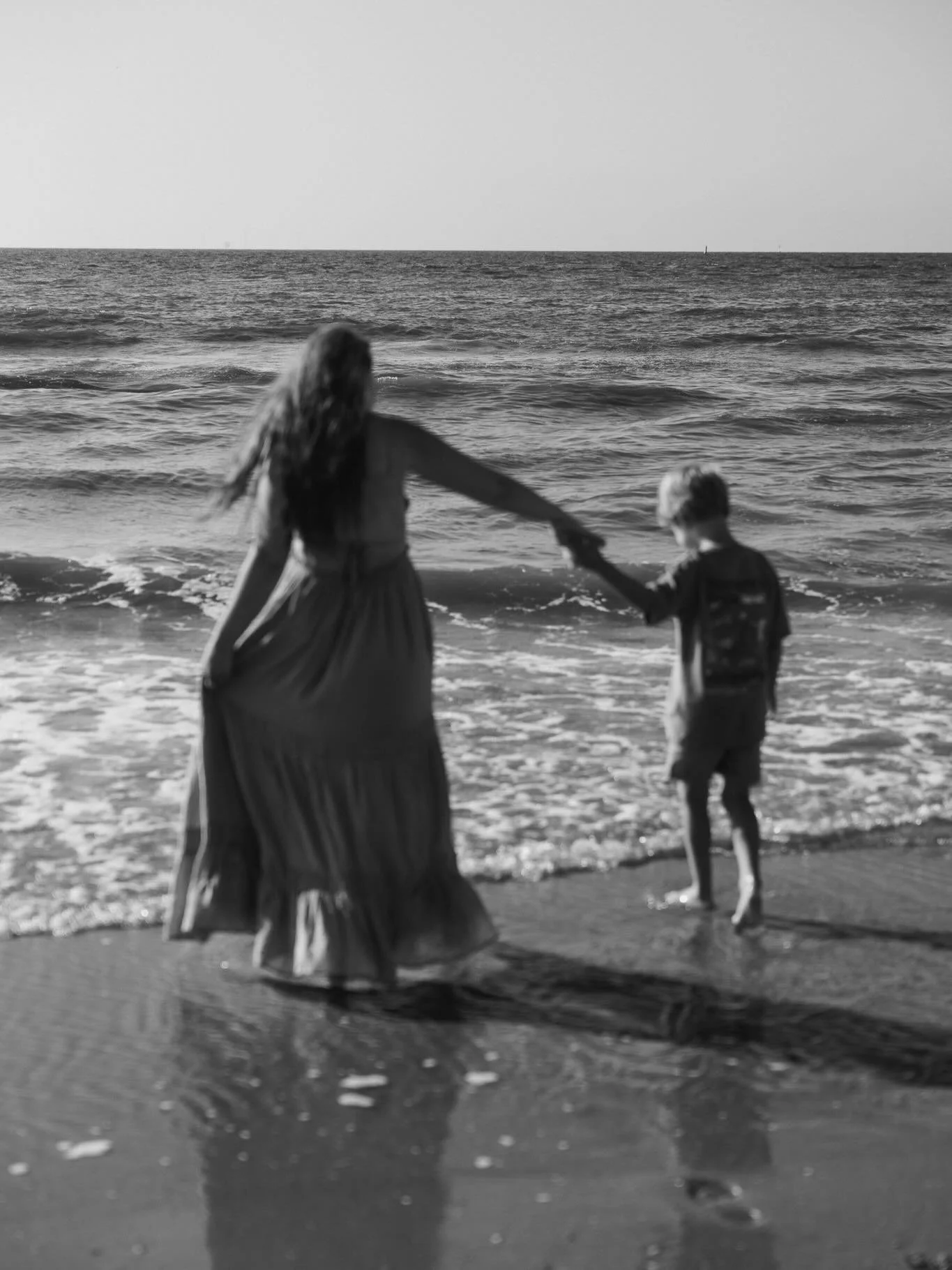 Ik help anderen met zichzelf terugzien op beeld op een creatieve, mooie en echte manier.

Niet alleen hoe ze eruitzien, maar wie ze zijn en wat hun verhaal is.

Ik ben altijd enorm fan geweest van verhalen. 
In boeken, films, series. En later ook in 