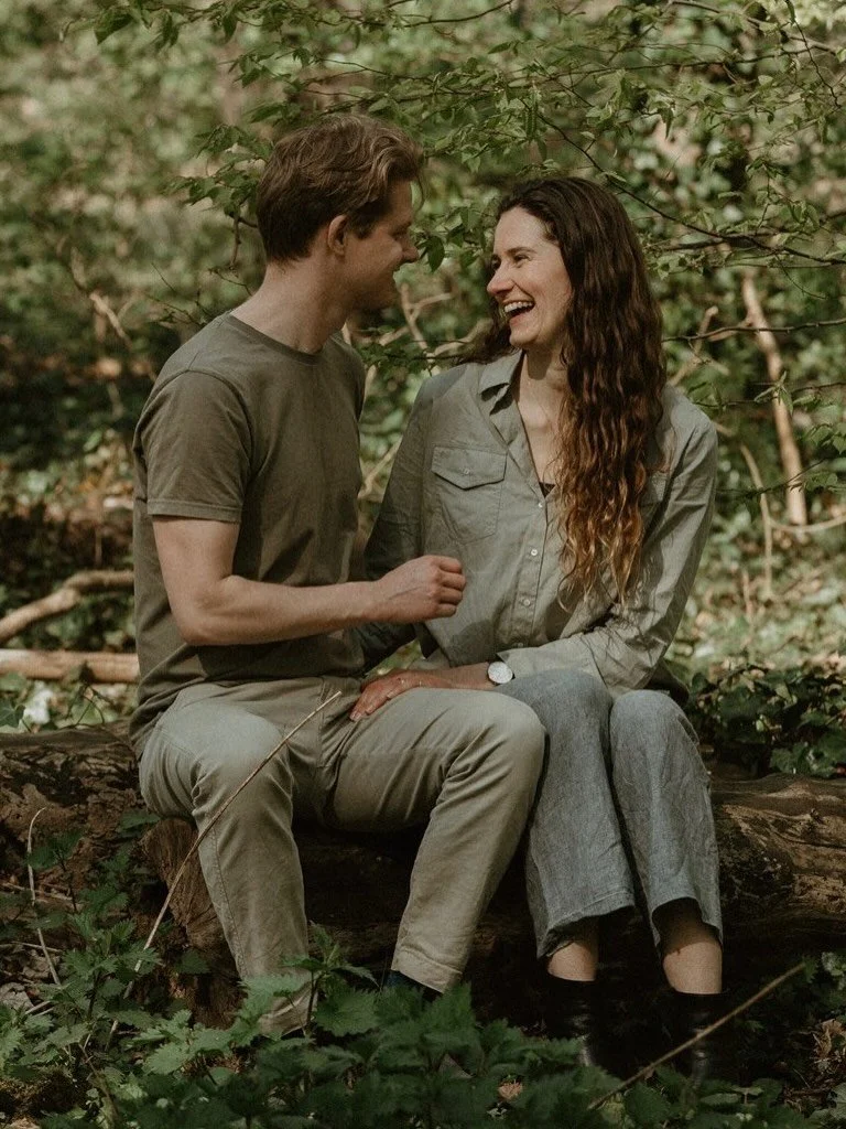 De mooiste foto&rsquo;s ontstaan wanneer mensen zichzelf vergeten. 

Ze ontstaan vaak niet op het moment dat iemand &lsquo;zijn best doet&rsquo;.

Maar in het moment zelf. 

Wanneer ze samen zijn, 
Opgaan in het moment. 

Wanneer ze even zijn vergete