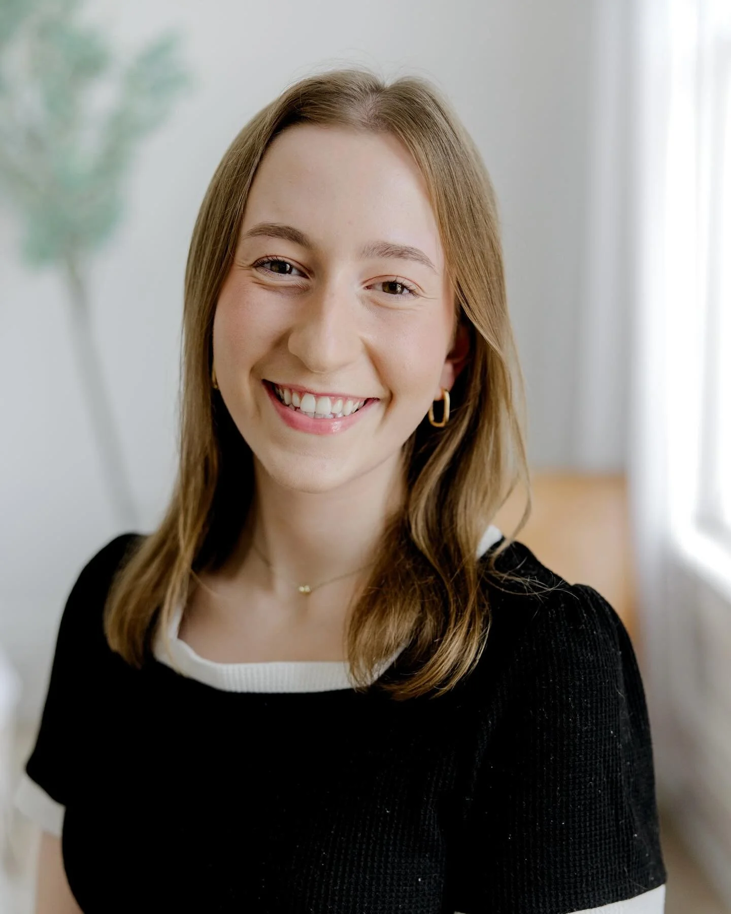 Meet Julia Sutherland, our Marketing Associate!

Julia is a recent graduate of the University of Kentucky, holding a BA in Arts Administration with a Certificate in Business. She joined the LexFam in 2022 through the College Internship Program, and h