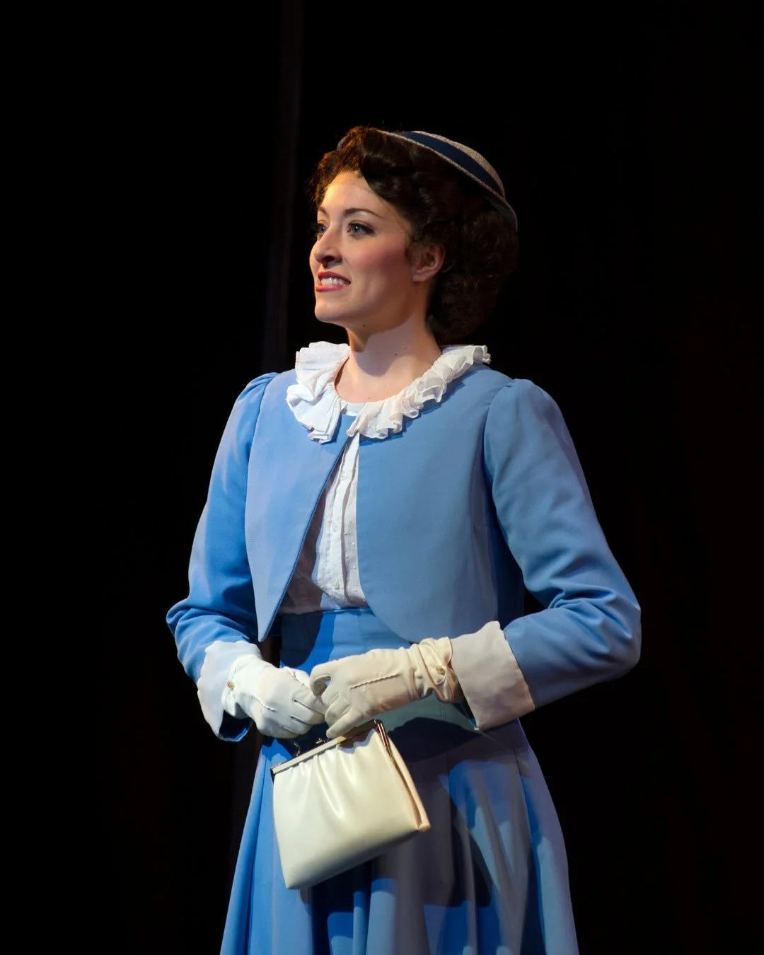 Our next LexFam on Tour is Darien Crago!

Darien played Peggy Sawyer in our inaugural production of 42nd Street in 2015! Darien is currently on the National Tour of Some Like It Hot, performing in the ensemble and understudying Minnie!

Congratulatio