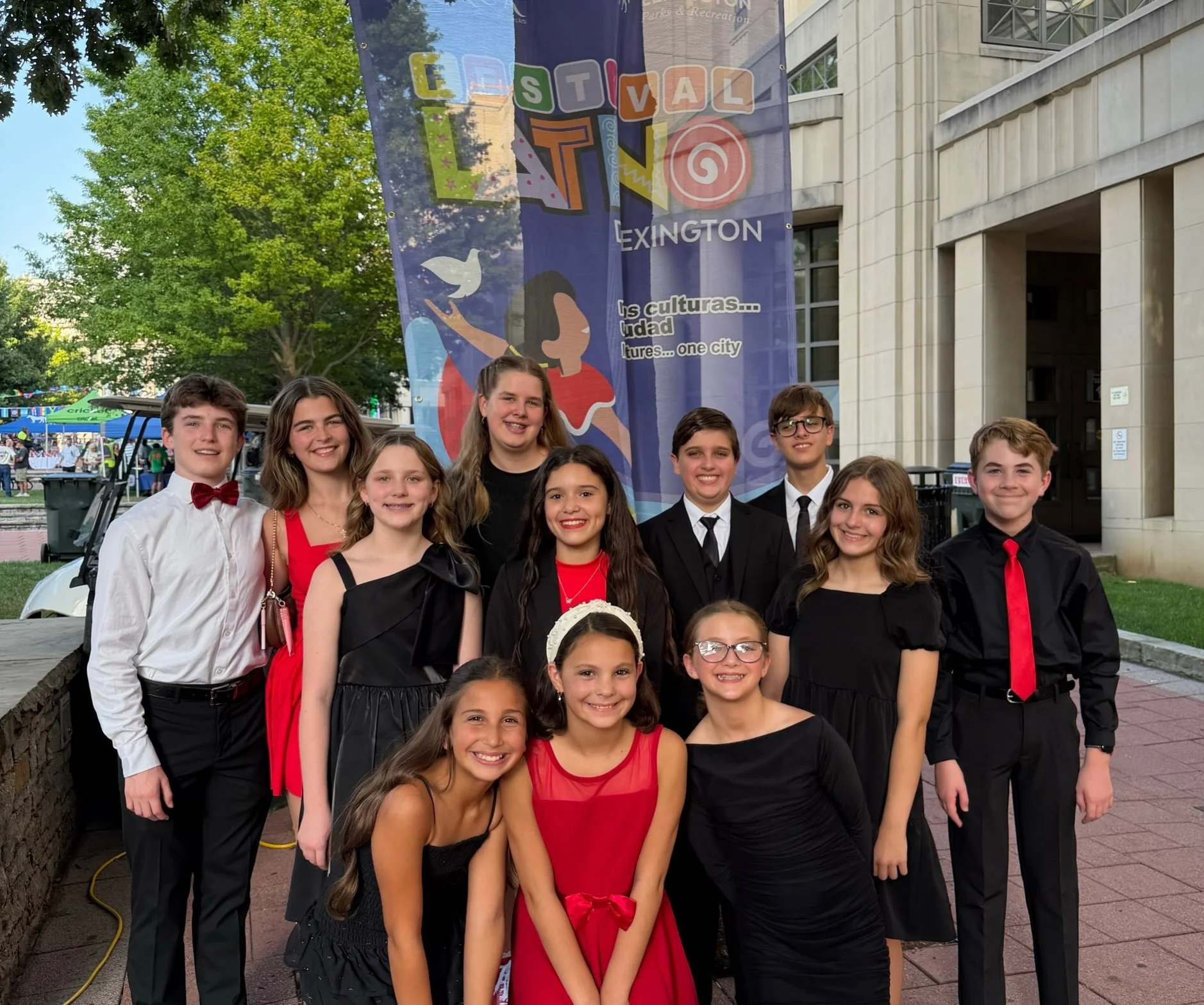 This Week at The Lex!

💫Our Pre-Professional Company had a blast performing the National Anthem at the Festival Latino de Lexington!

🏫Our Outreach workshops and residencies in schools across Central Kentucky have gone off to a fabulous start - tak