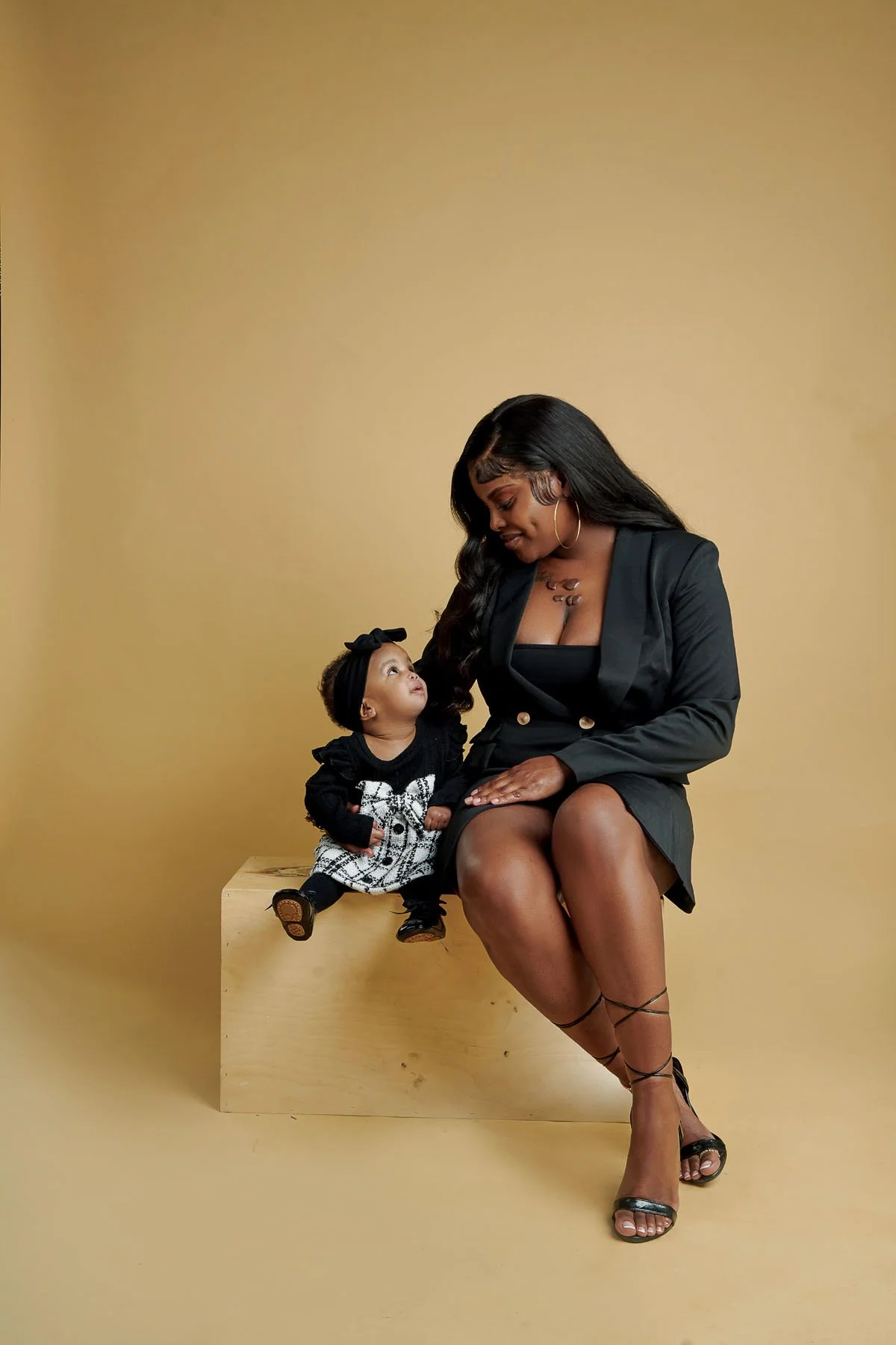 Indianapolis+Photographer+model+Agency+black+female+maternity+creative+birthday+photoshoot+portrait+content+hair+boudoir+brittany+wolfpack+housley+loba+lens-bookloba (18).jpg