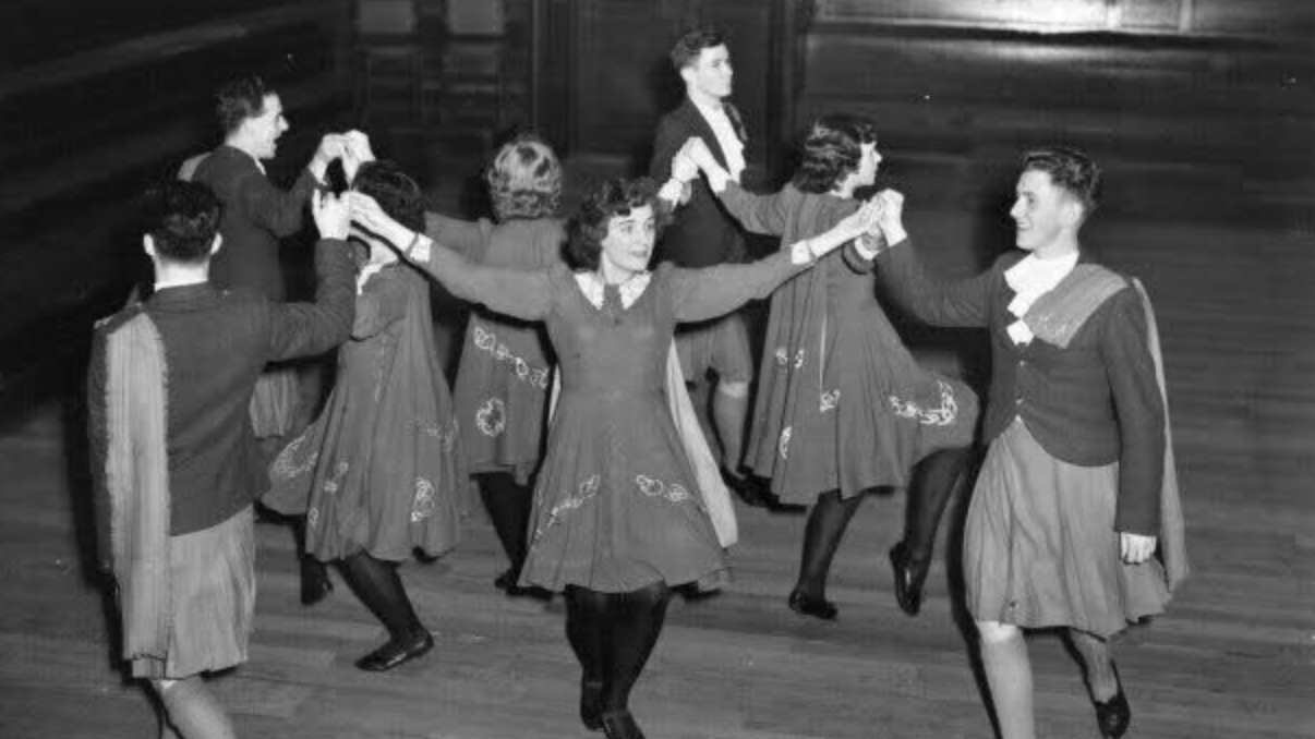 IRISH DANCE: learn Céilí Dancing