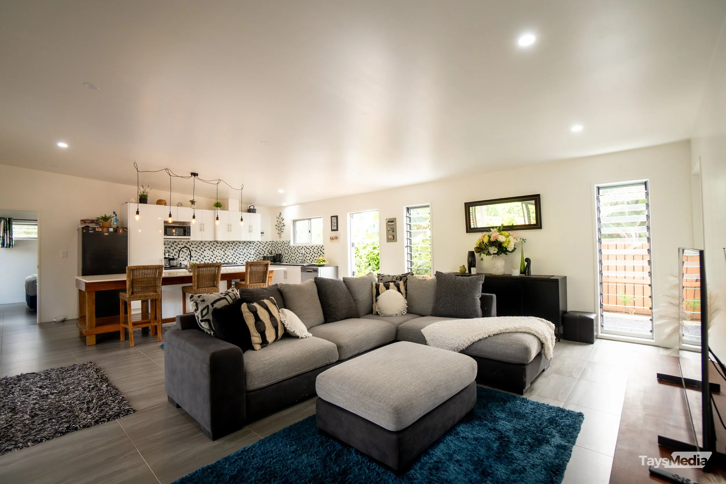 Real Estate Images-TMlogo-26.jpg