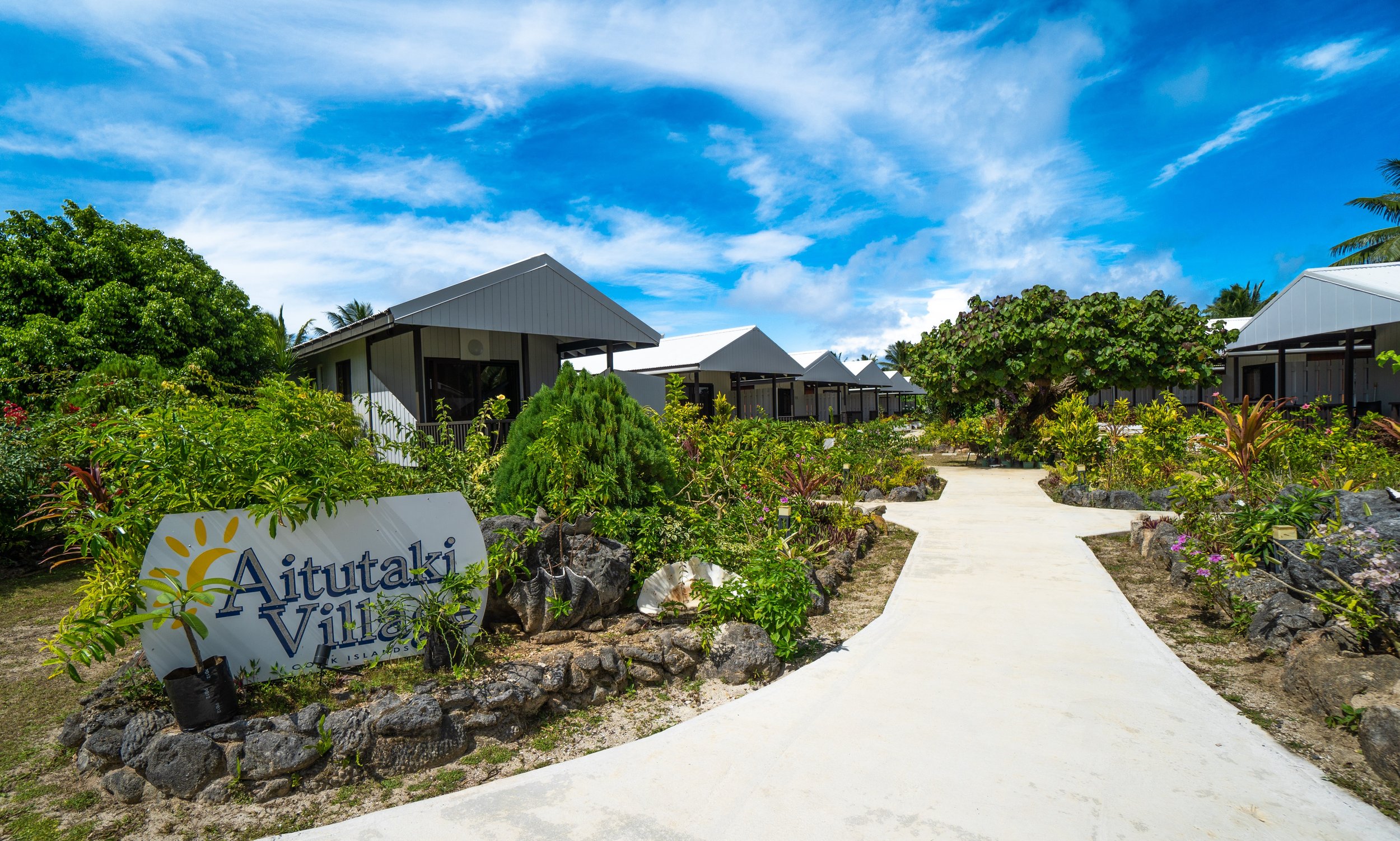 Aitutaki Village
