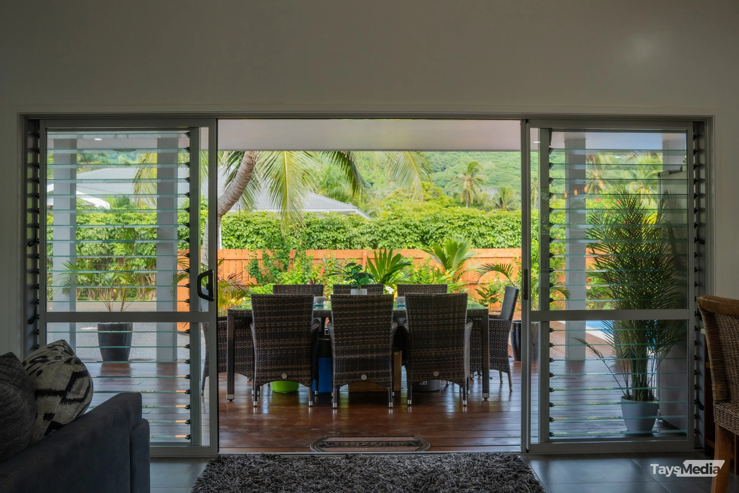 Real Estate Images-TMlogo-17.jpg