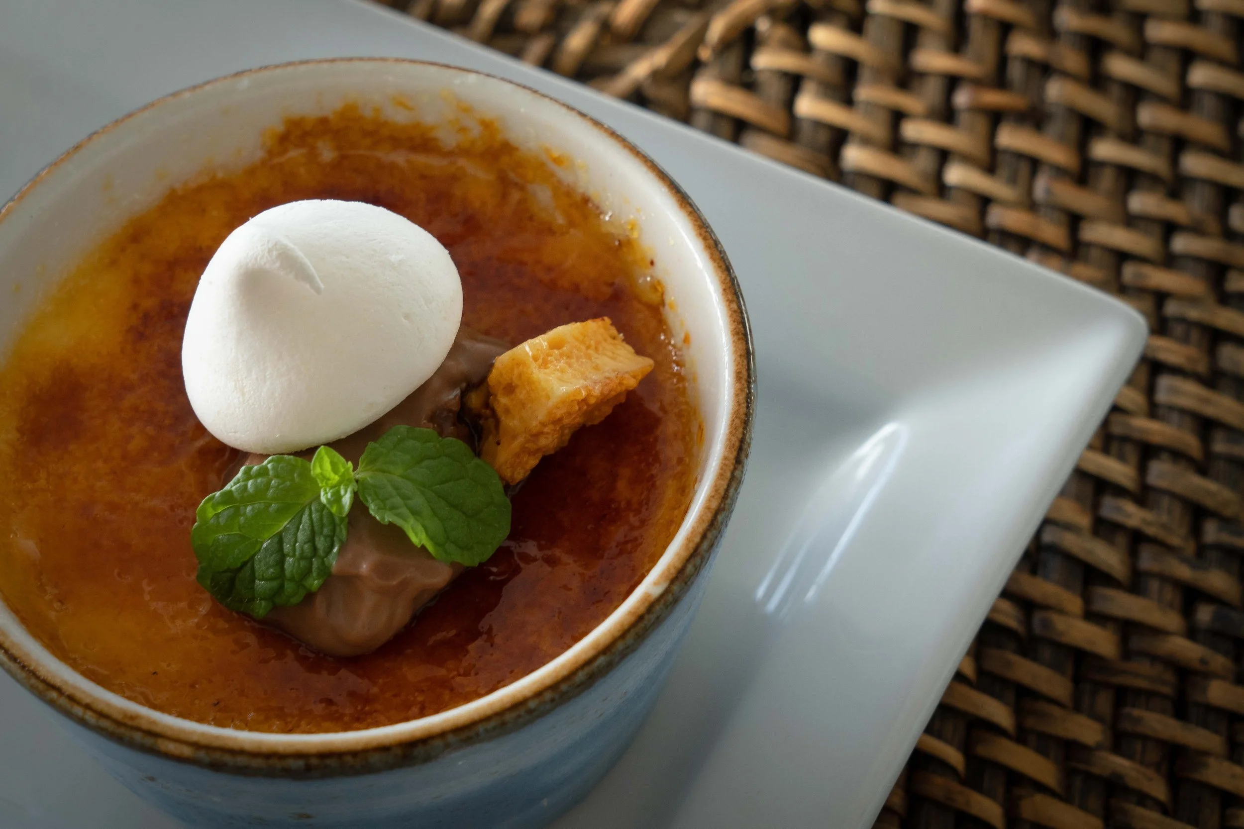 SONY ILCE-6400 (001428973416).jpg