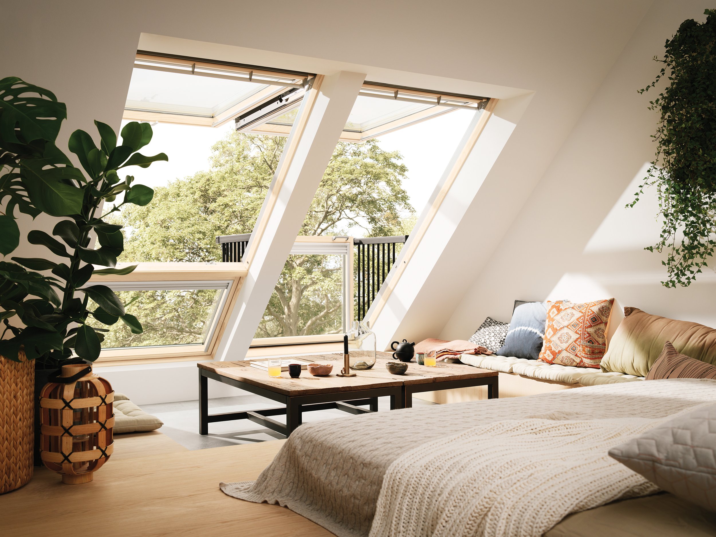 Application-balcony-interior-3854-Roof-Windows-gdl-Bedroom-0621.jpg