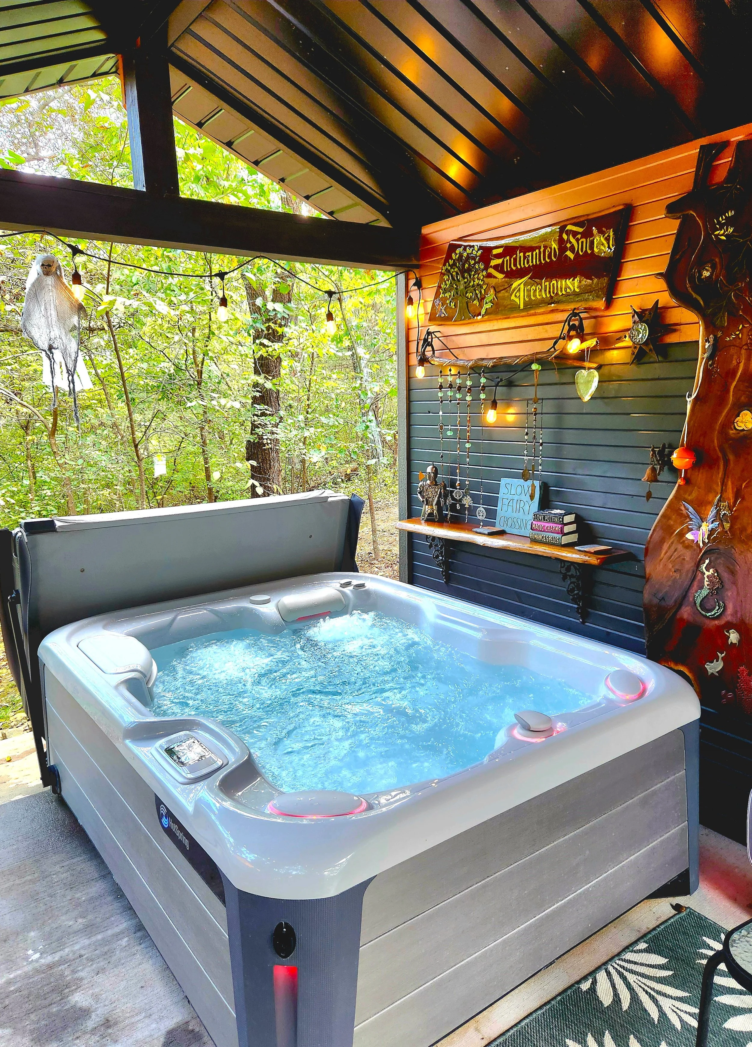 Private Hot Tub at Enchanted Forest Treehouse in Missouri 2025