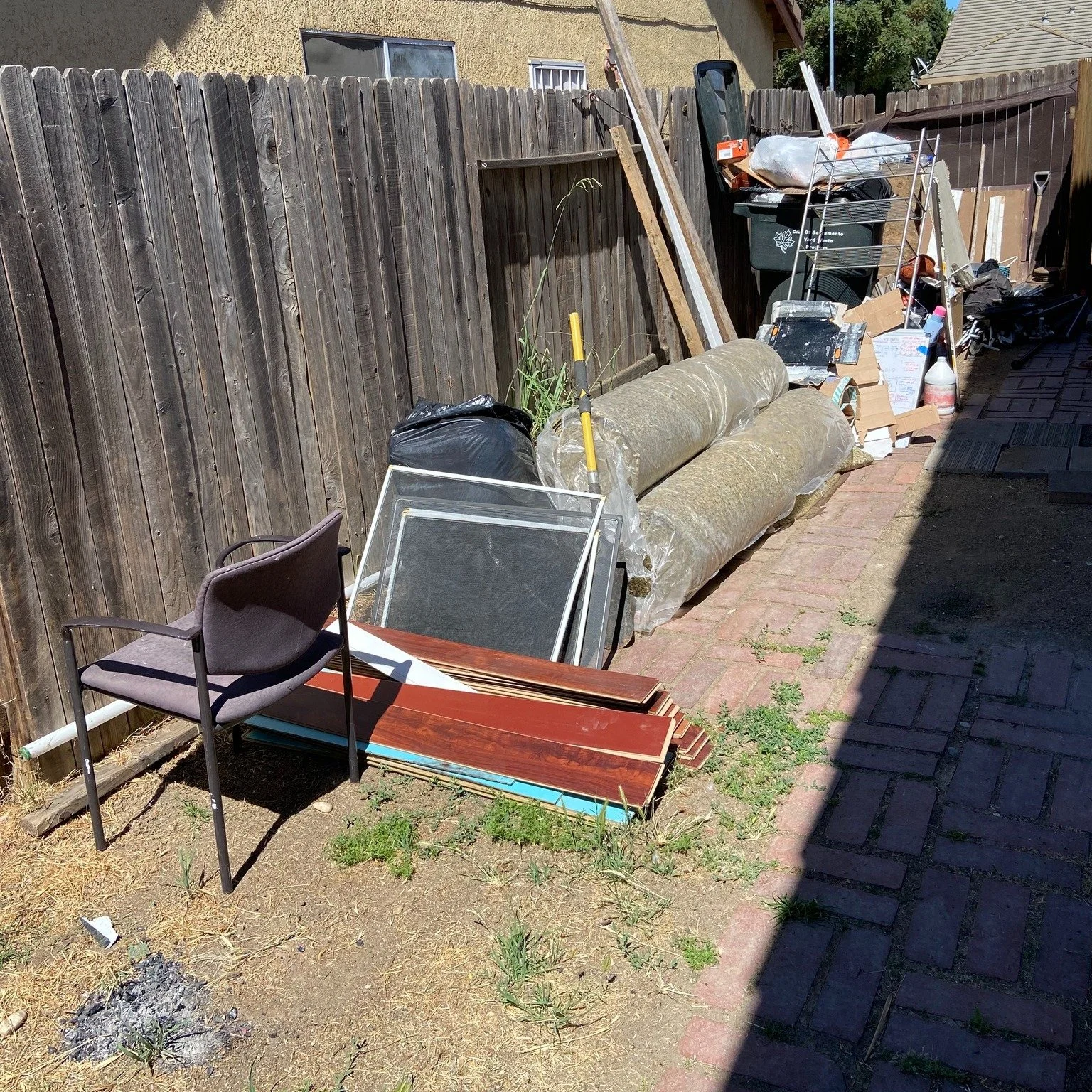 Let's clear up the clutter!
Contact us now and learn how you can save with the first time clients discount! 

Visit us at www.capitalcoastcleaners.com

(916) 272-0108

#capitalcoastcleaners #covidcleaning #covidcleanup #covidclean #housecleaner #hous