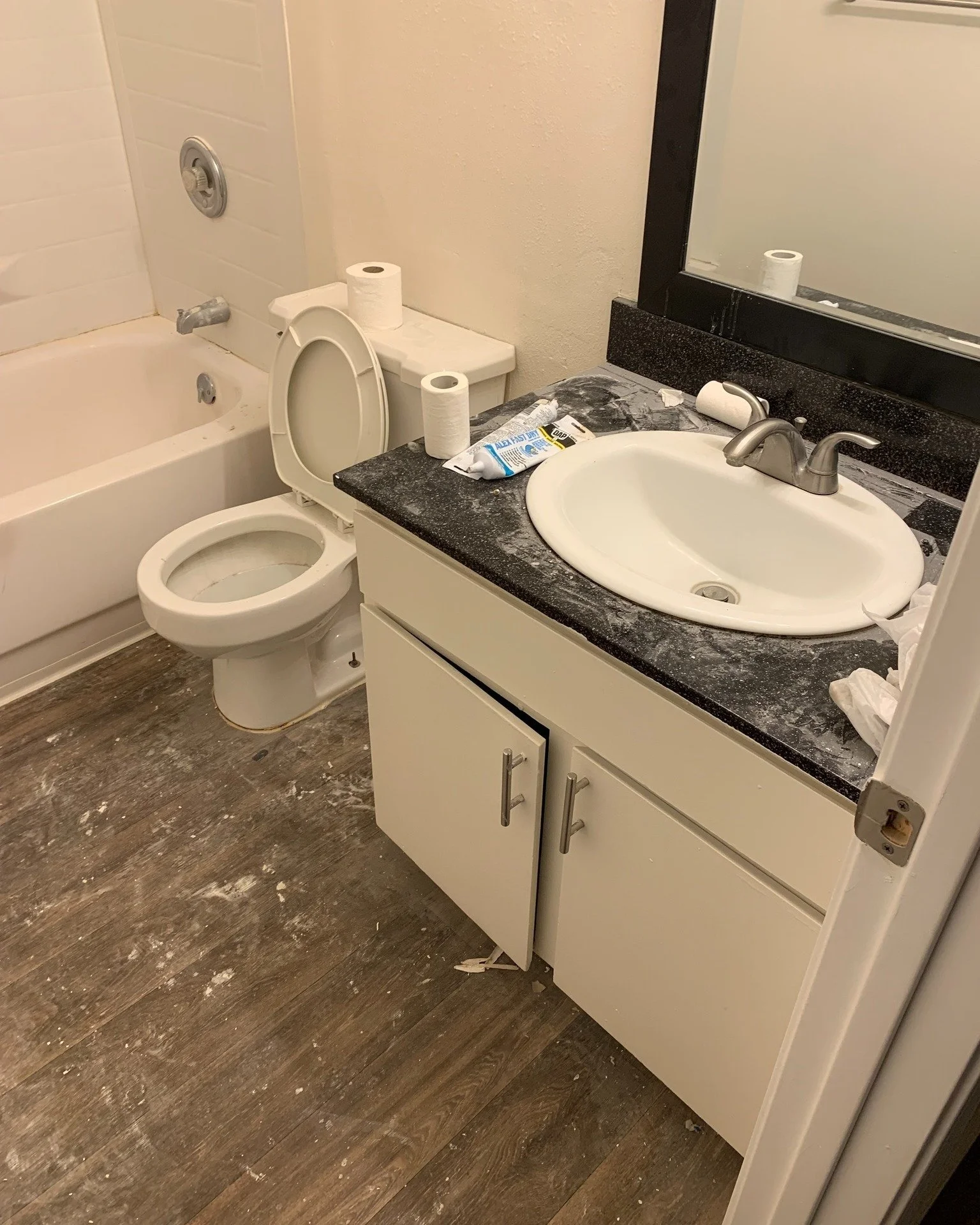 Contact us now and learn how you can save with the first time clients discount!

Visit us at www.capitalcoastcleaners.com

(916) 272-0108

#capitalcoastcleaners #covidcleaning #covidcleanup #covidclean #housecleaner #housecleaners #housecleaning #mov