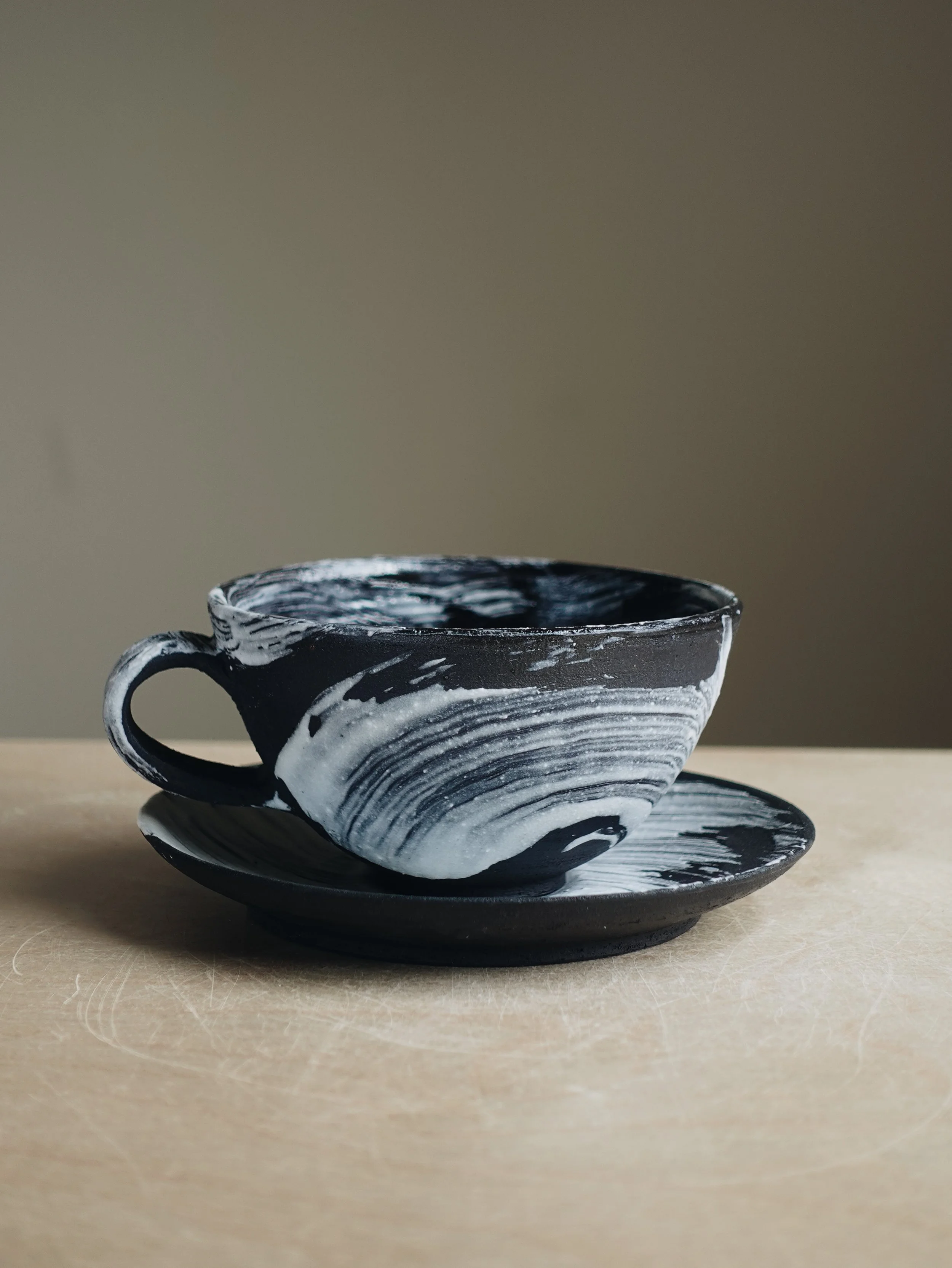 Kohiki cup & saucer
