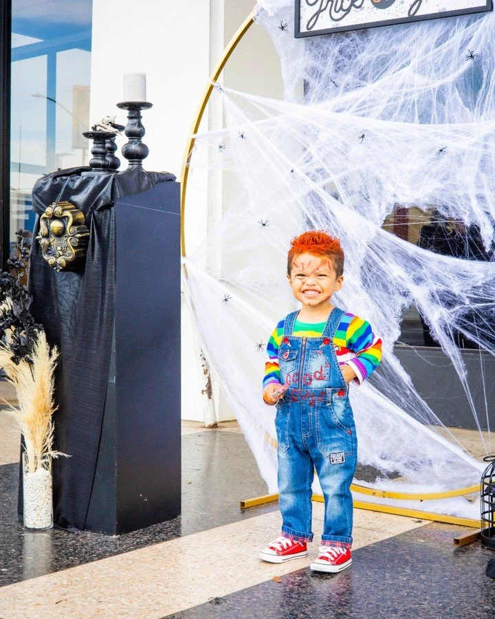 Happy Halloween from Belmont Shore! 👻🎃

The Shore is ready for Trick or Treat on 2nd Street: a night full of costumes, candy, and community fun! Don't forget to 📸 snap a photo of your costumes and enter our Instagram Photo Contest for a chance to 