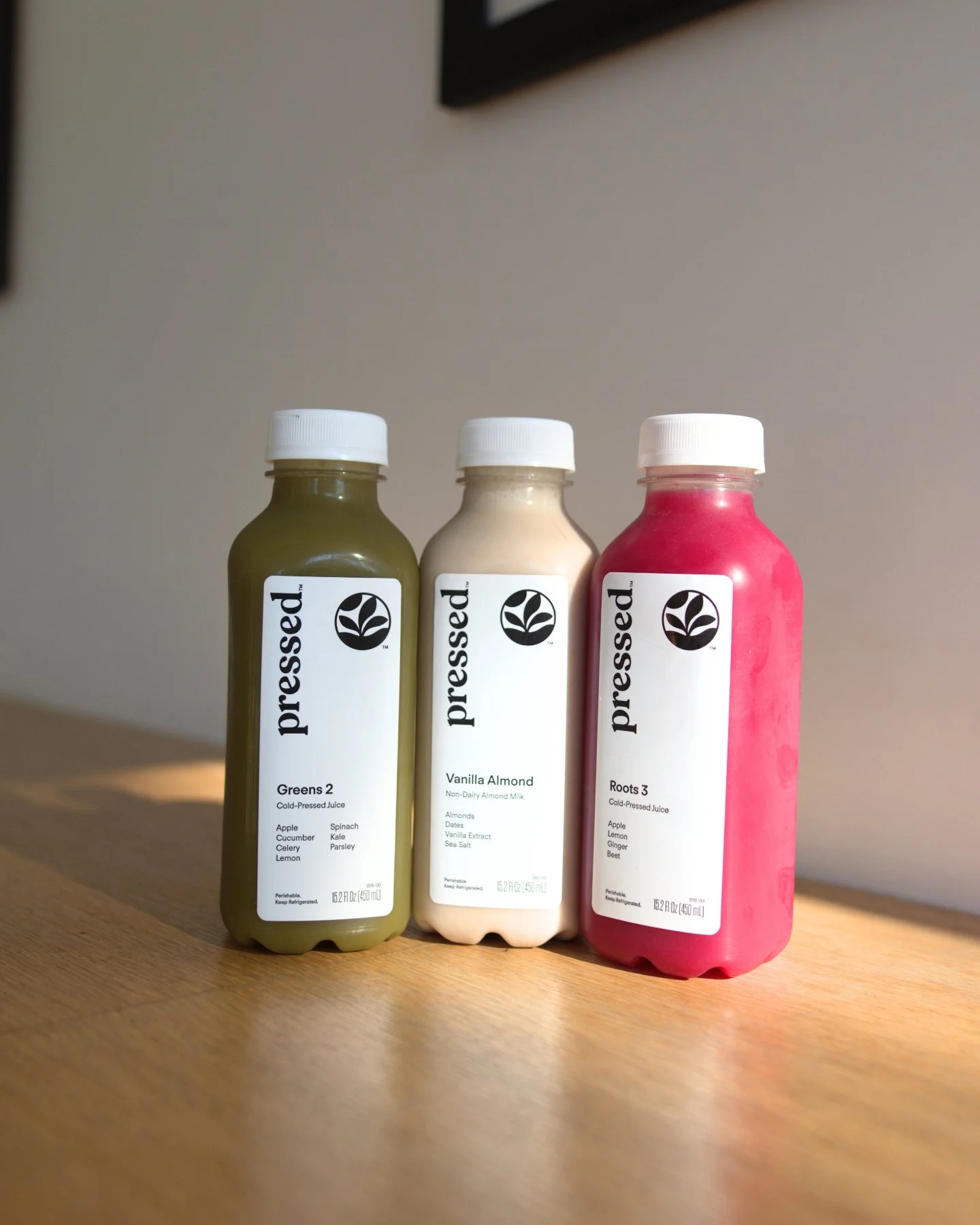 Are you looking for refreshing juices, bowls, and smoothies in Belmont Shore? 

Stop by Pressed Juicery and Salud Juice for a healthy boost you can sip while exploring the shops, strolling the Shore, or catching up with friends. 

Whether it's their 
