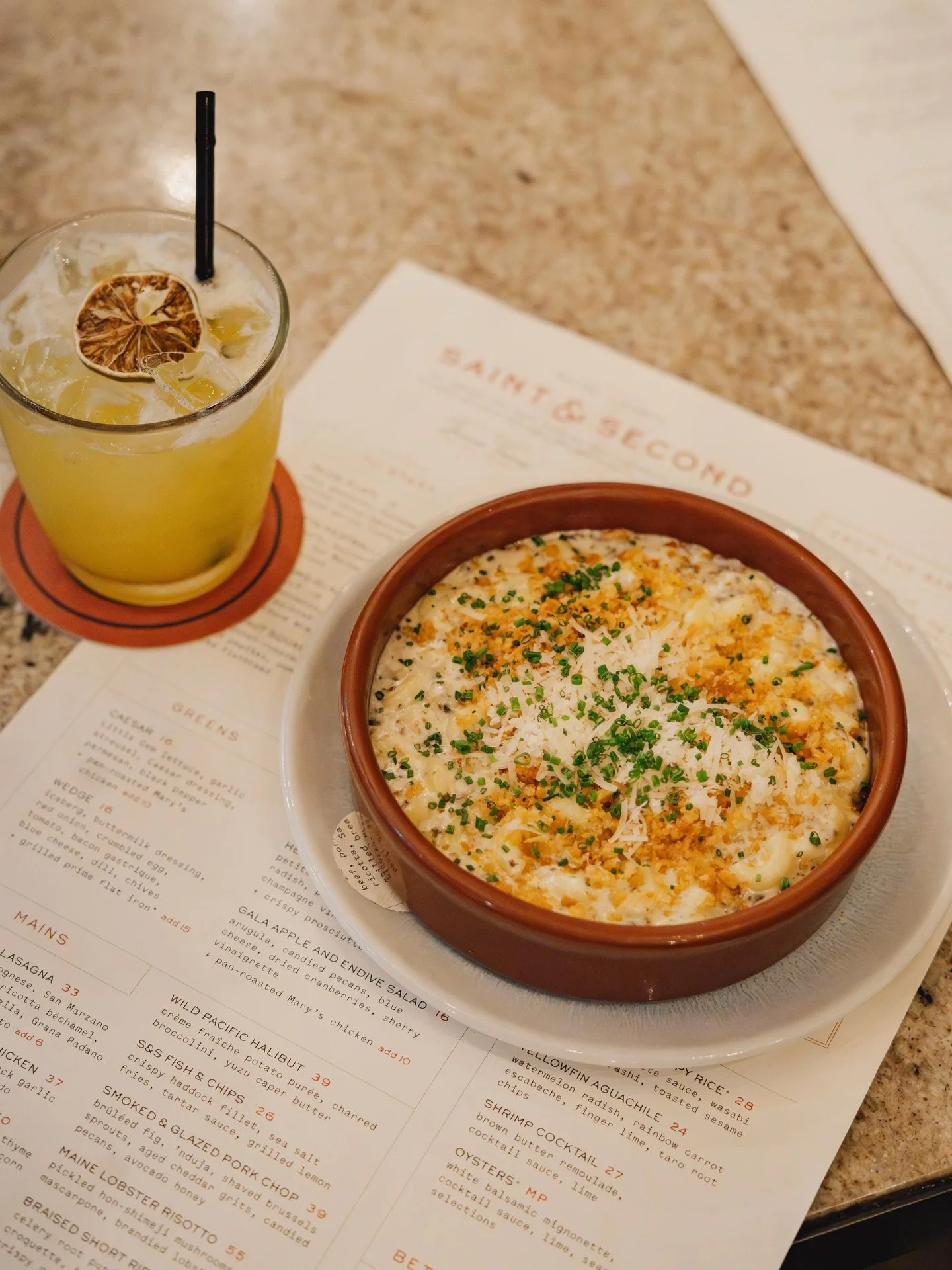 Happy Hour, Shore Style! 🌊✨

If you&rsquo;re looking for the most happy hours on one corridor in Long Beach&hellip; head to 2nd Street in Belmont Shore. 🍹

From craft cocktails and ice-cold beers to margaritas, martinis, and even sushi specials (ye