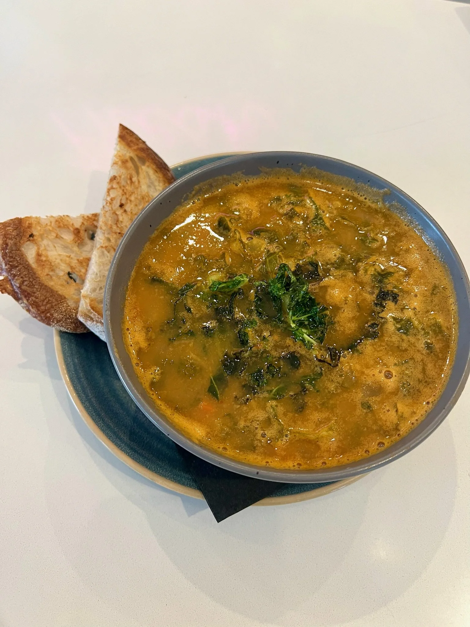 TUSCAN KALE & WHITE BEAN SOUP