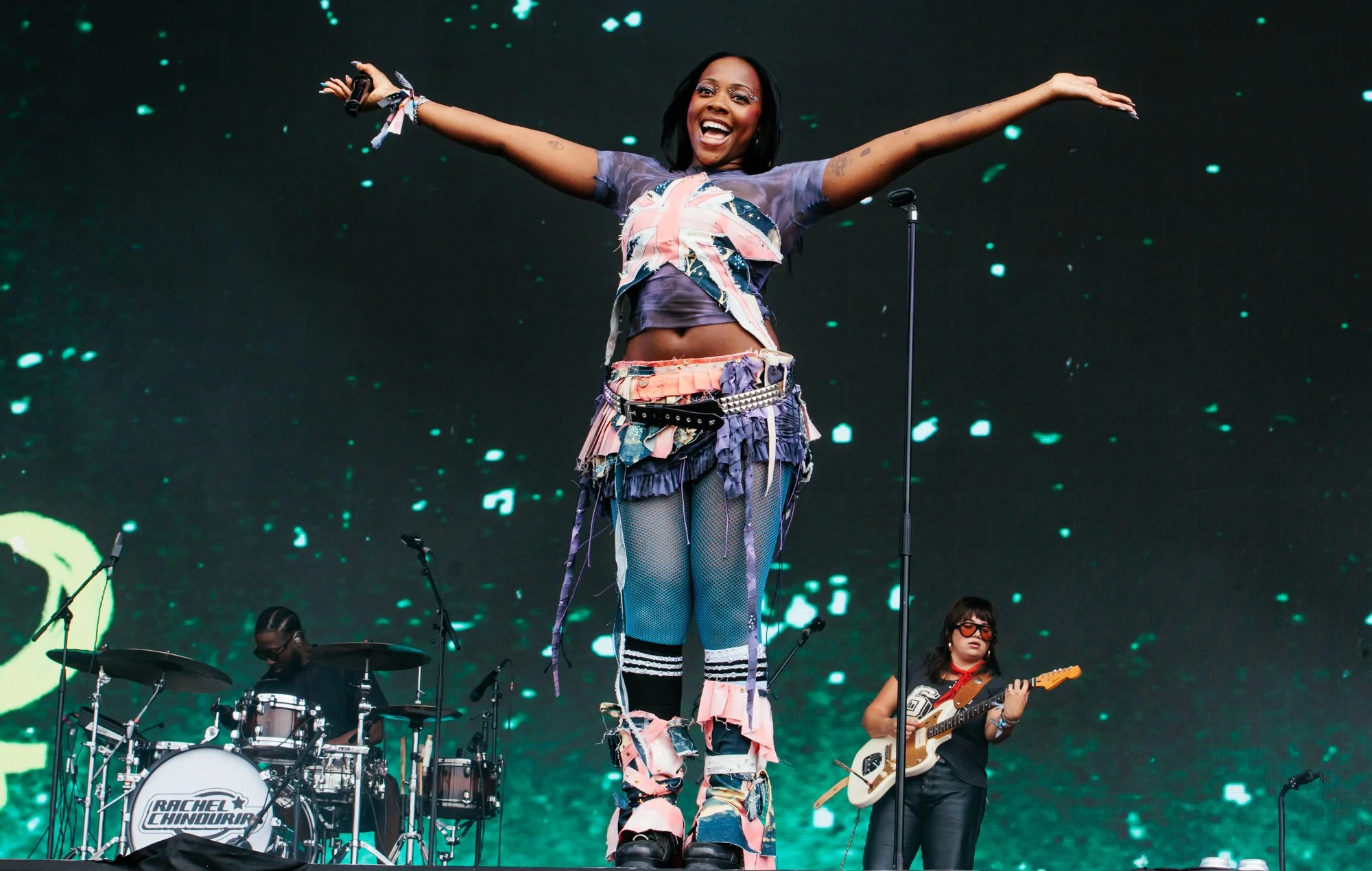 NMEAR_NME-GLASTO-2024-RACHEL-CHINOURIRI-LIVE-7-CREDIT-ANDY-FORD@2000x1270.jpg