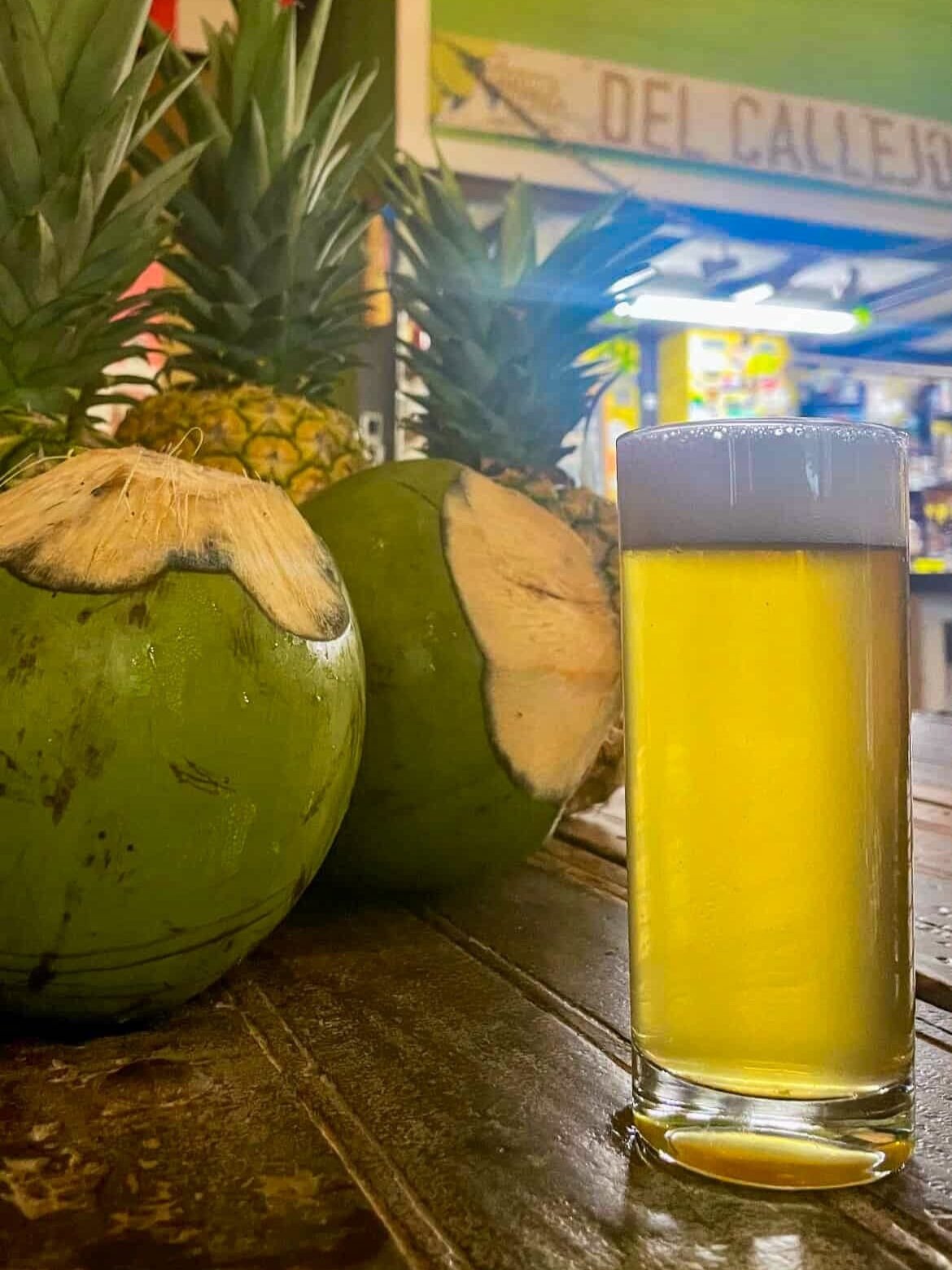 Celebra el Piña Colada Fest 2025 con la cerveza de piña y coco de Cervecería del Callejón