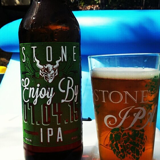 Stone Brewing Enjoy By 07.04.15 vía @cracker8110 en Instagram