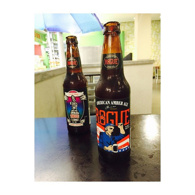 Rogue Dead Guy Ale y American Amber Ale vía @naomimendez en Instagram