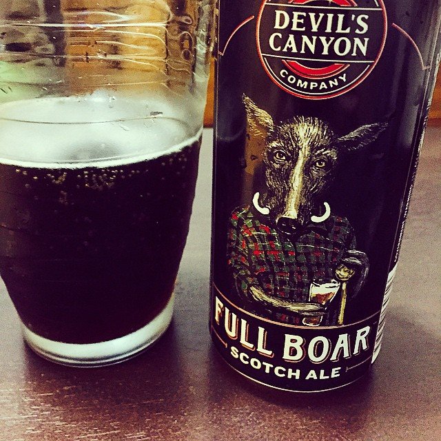 Devil's Canyon Full Boar Scotch Ale vía @viedans_35mm en Instagram