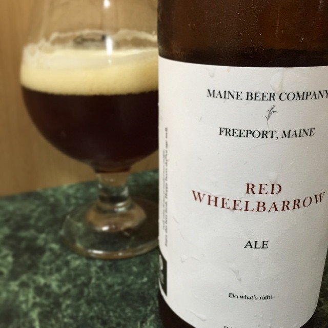 Maine Bee Company Red Wheelbarrow Ale vía @j_sanmurphy en Instagram