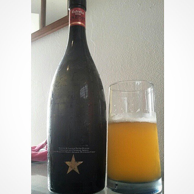 Estrella Damm Inedit vía @valdorm en Instagram