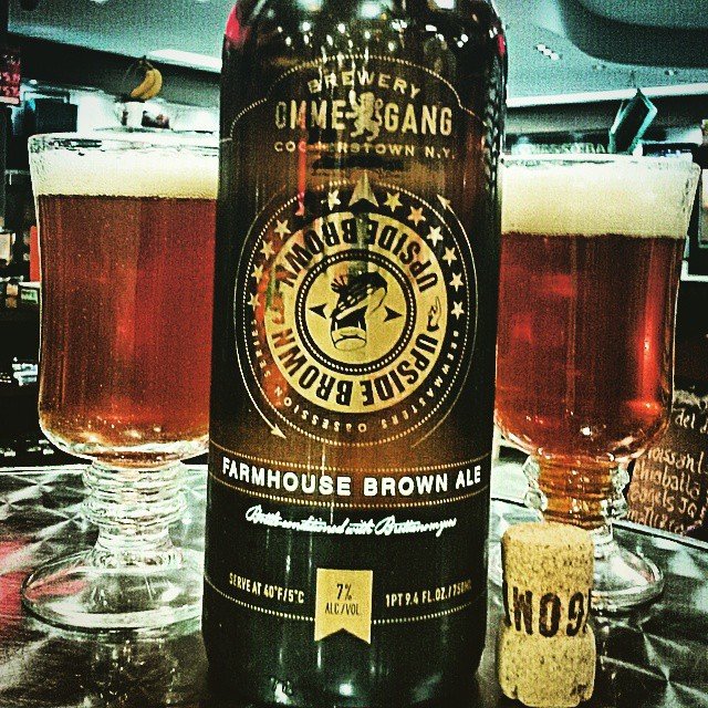 Ommegang Farmhouse Brown Ale vía @valdorm en Instagram