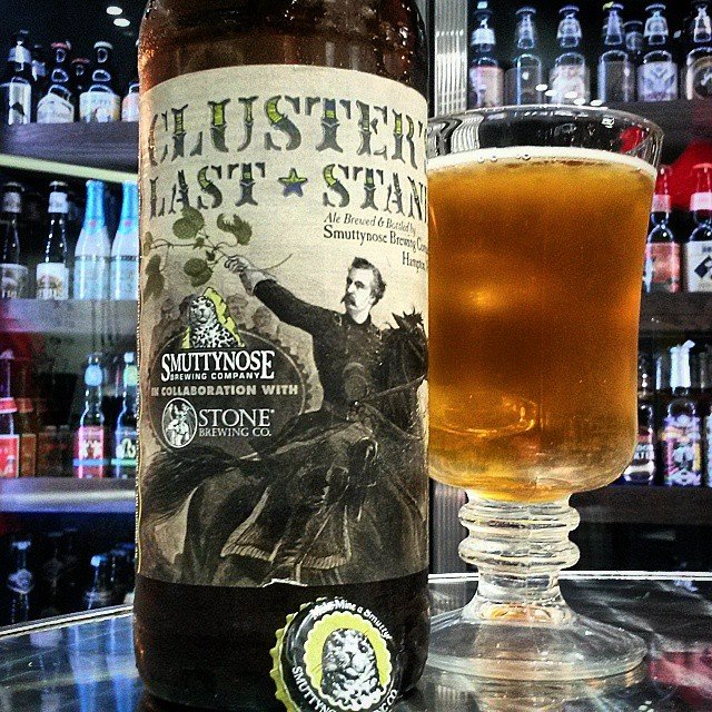 Smuttynose/Stone Clusters Last Stand IPA vía @valdorm en Instagram