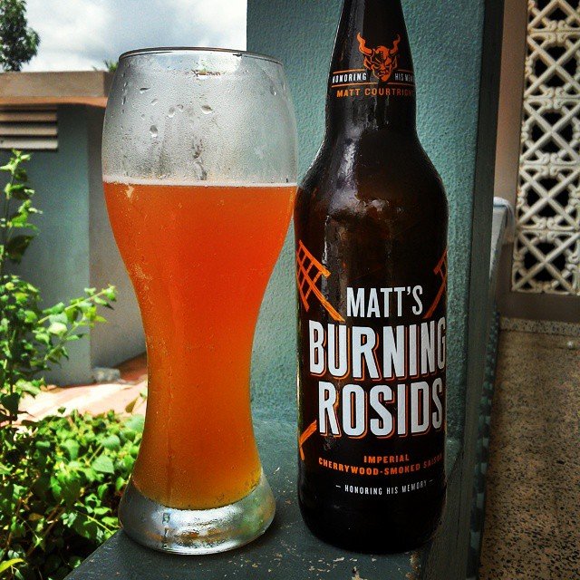 Matt's Burning Rosids Imperial Cherrywood Smoked Saison vía @cracker8110 en Instagram