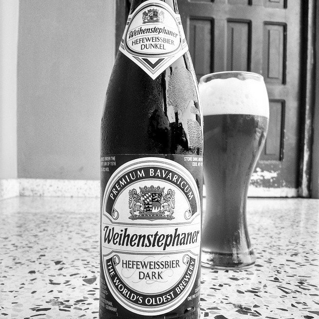 Weihenstephaner Hefeweissbier Dark vía @cracker8110 en Instagram