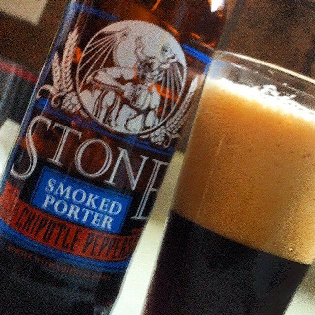 Stone Smoked Porter with Chipotle Peppers vía @apaman8 en Instagram