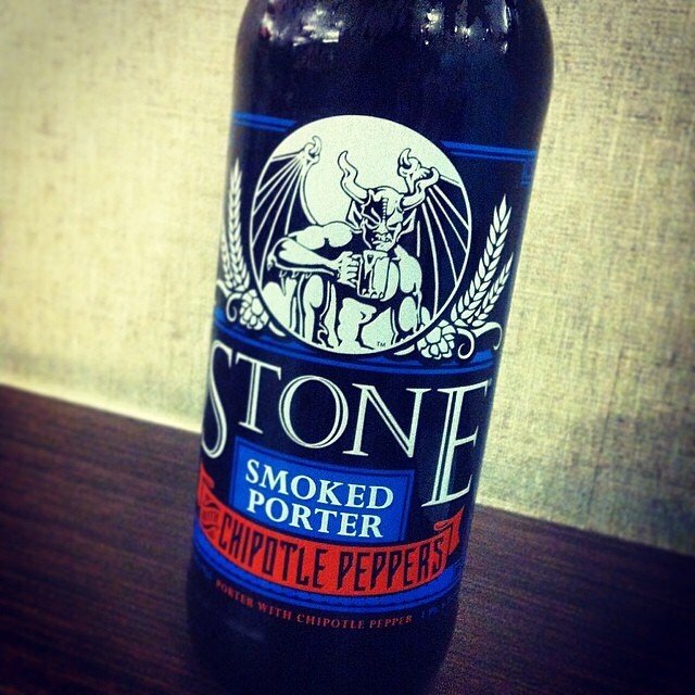 Stone Smoked Porter with Chipotle Peppers vía @lornajps en Instagram